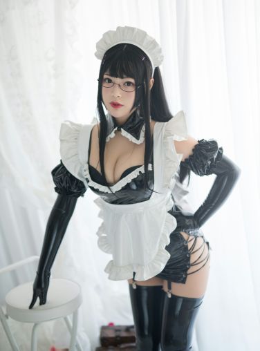 [Cosplay]白烨 - 傲娇黑胶女仆[63P]