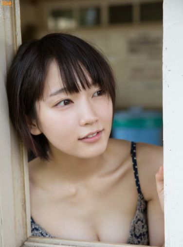 [Bomb.tv套图] 2014年10月号GRAVURE Channel Riho Yoshioka 吉岡里帆[76P]