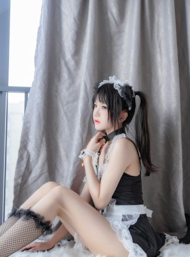 桜桃喵系列写真Vol.029 – 黑猫妹抖[79P]