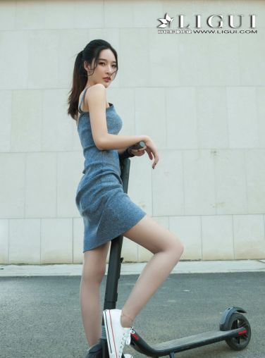 [Ligui丽柜]2018.10.17 网络丽人 Model 雪糕 [52P]