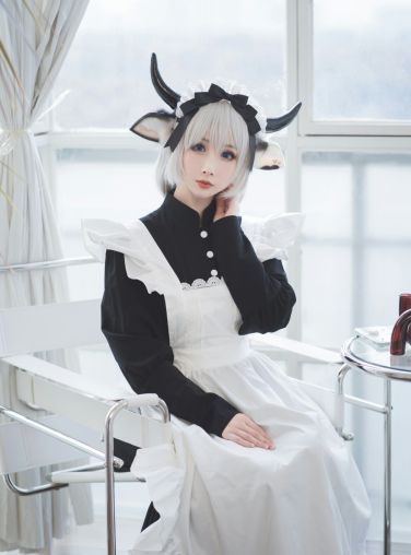 [Cosplay]rioko凉凉子 - 贴心的奶牛女仆[45P]