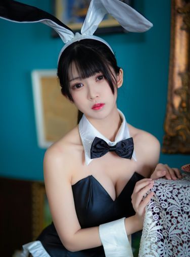 [Cosplay]鳗鱼霏儿 - 加藤惠 兔女郎[25P]