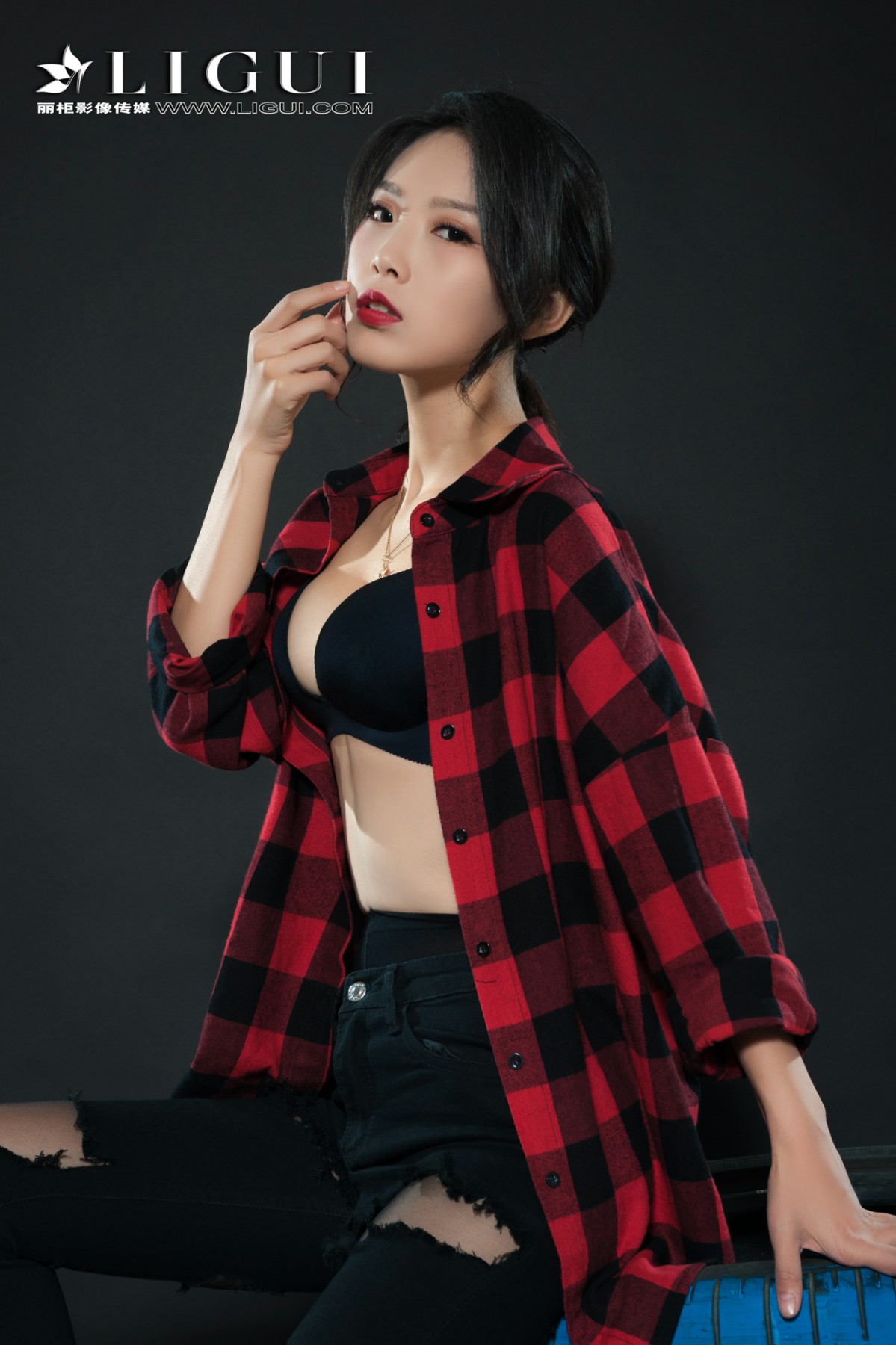 [Ligui丽柜]2018.11.14 网络丽人 Model 赵维拉 (3).jpg