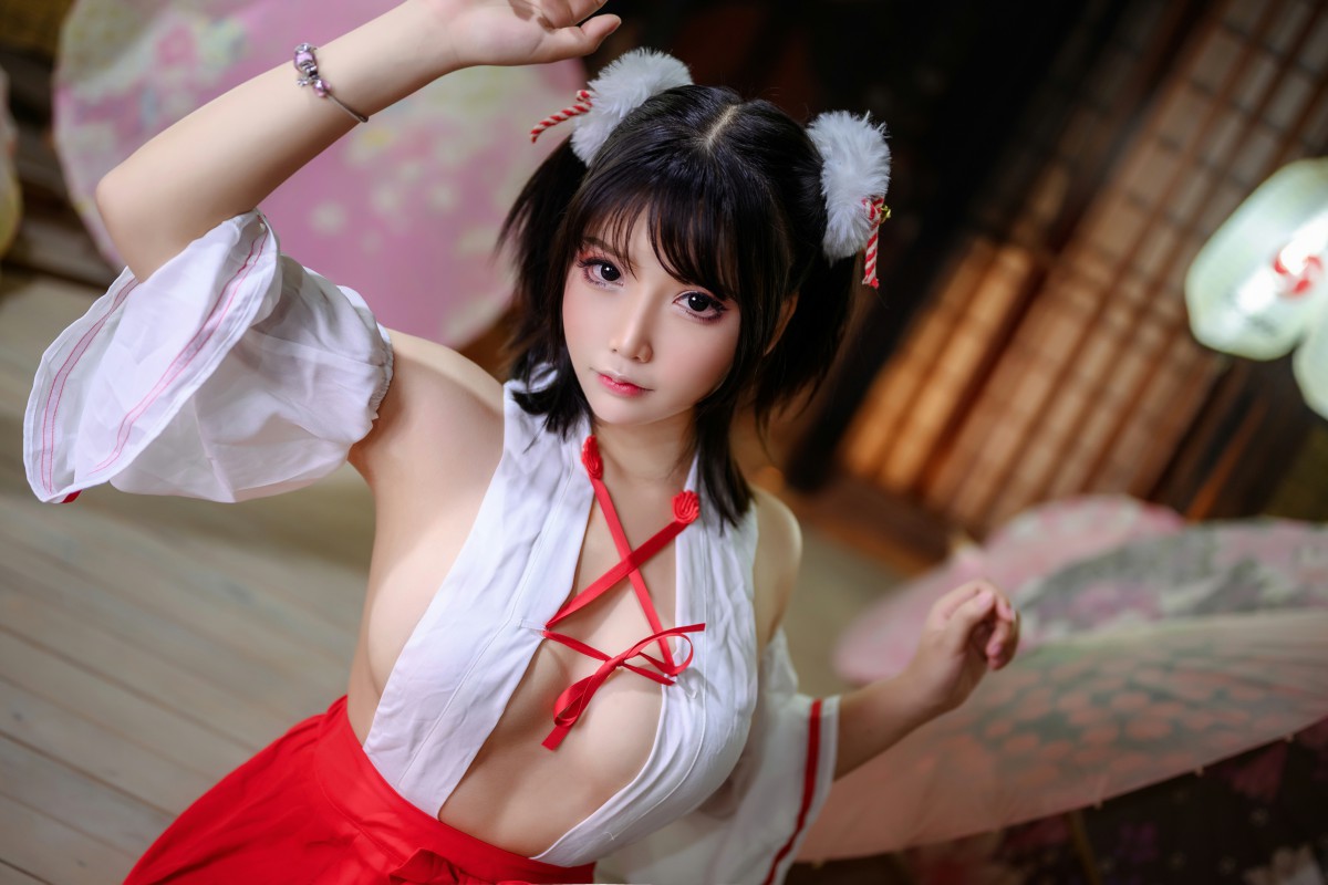 [Cosplay]抱走莫子aa - 巫女