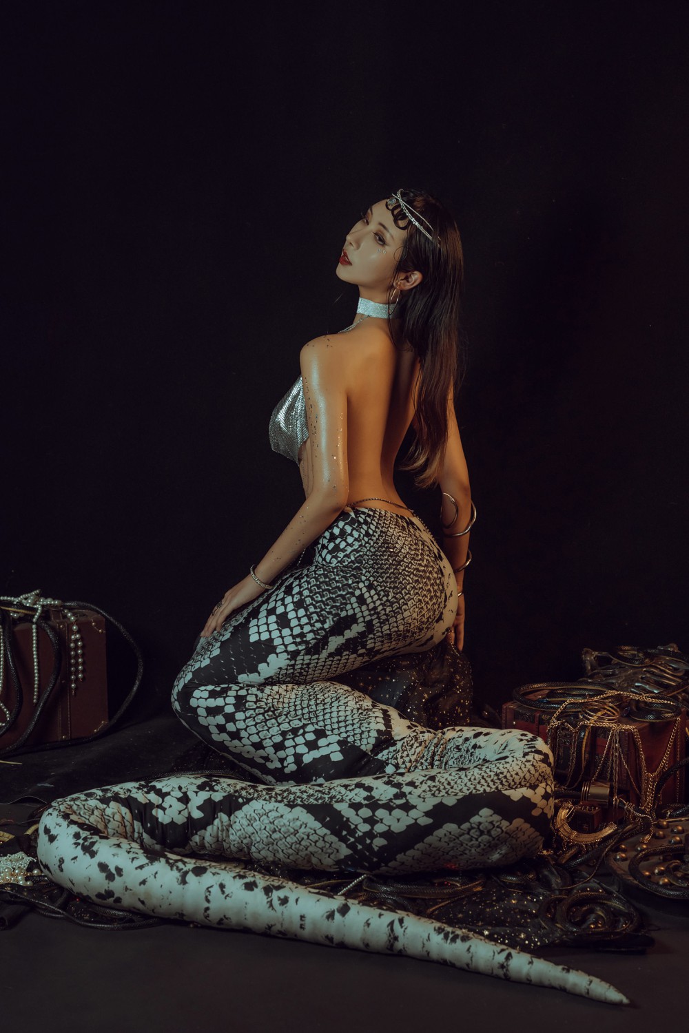 云溪溪 - 奶桃蛇姬[40P]