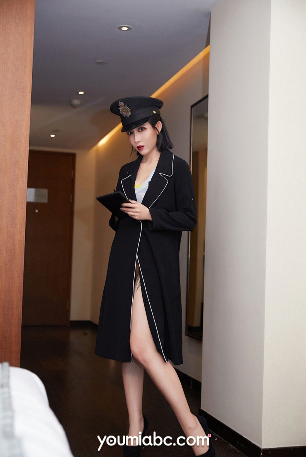 [YouMi尤蜜] 2021.12.17 安妮斯朵拉 性感女警[35P]