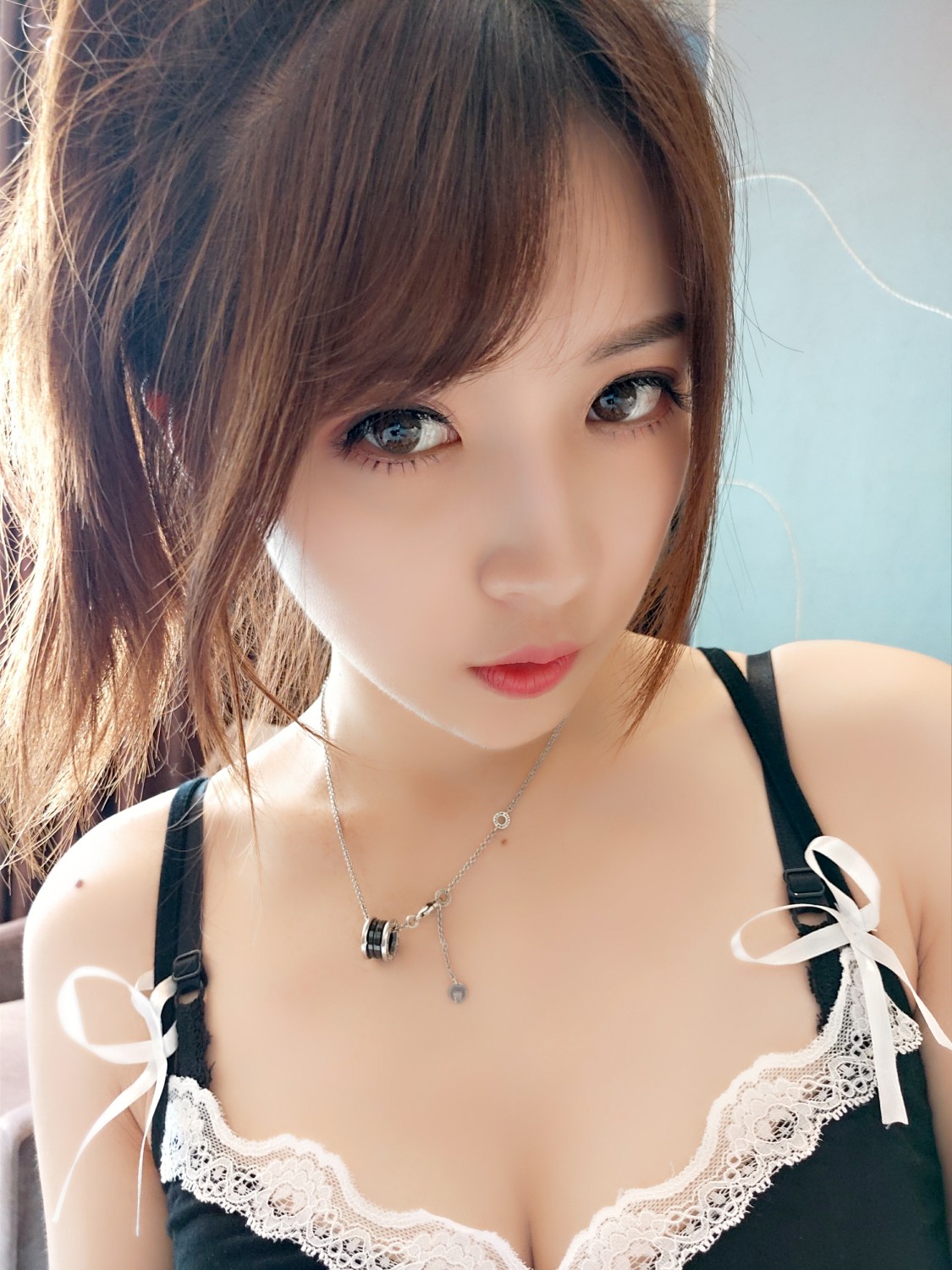 小女巫露娜 - 黑色吊带裙[36P]