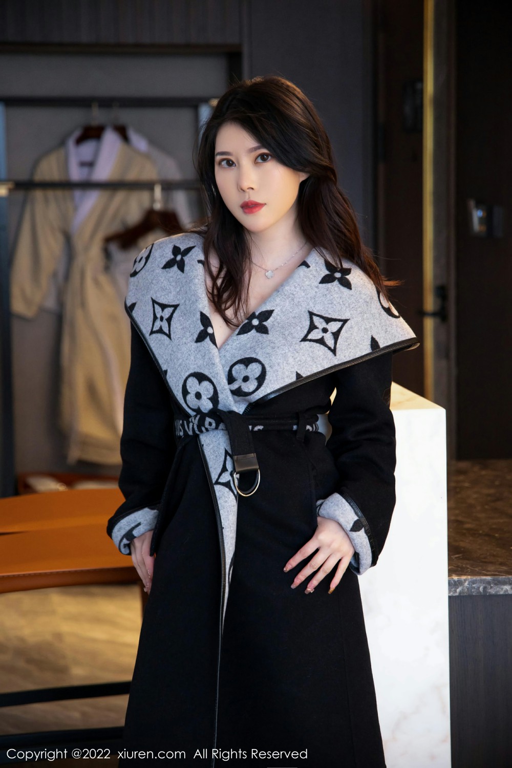 [XiuRen秀人网] 2022.02.09 No.4560 白茹雪 黑丝熟女 第3张