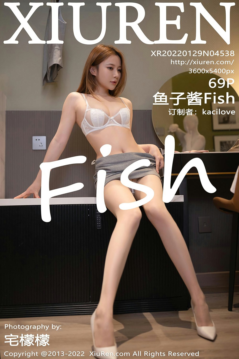 [XiuRen秀人网] 2022.01.29 No.4538 鱼子酱Fish 性感职业装[64P]