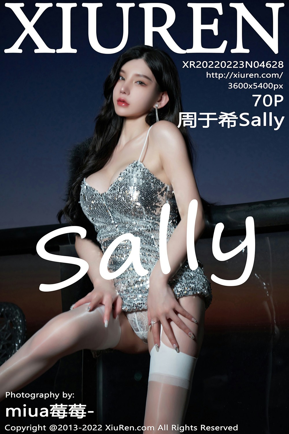 [XiuRen秀人网] 2022.02.23 No.4628 周于希Sally 银色吊带裙 第1张