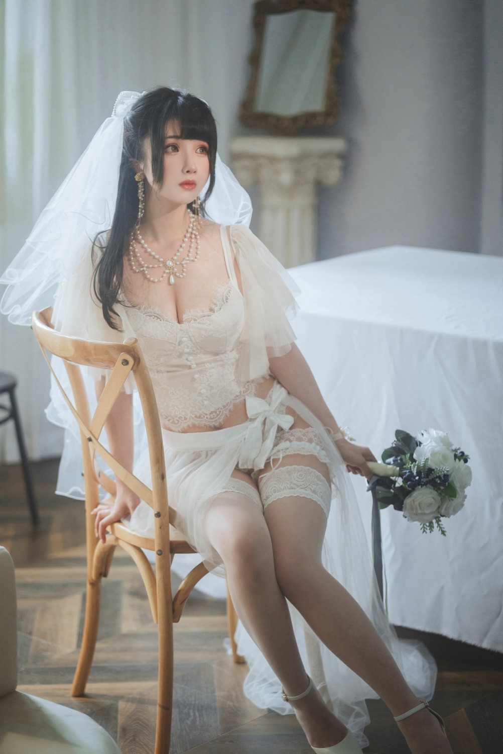 rioko凉凉子 - 透明婚纱 第2张