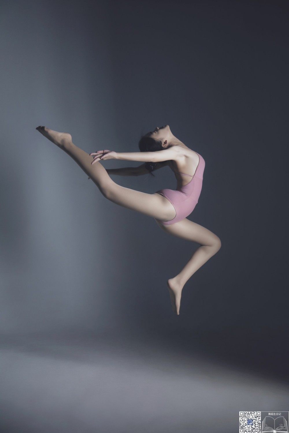 [GALLI嘉丽] 舞蹈生日记 041 星利[41P]