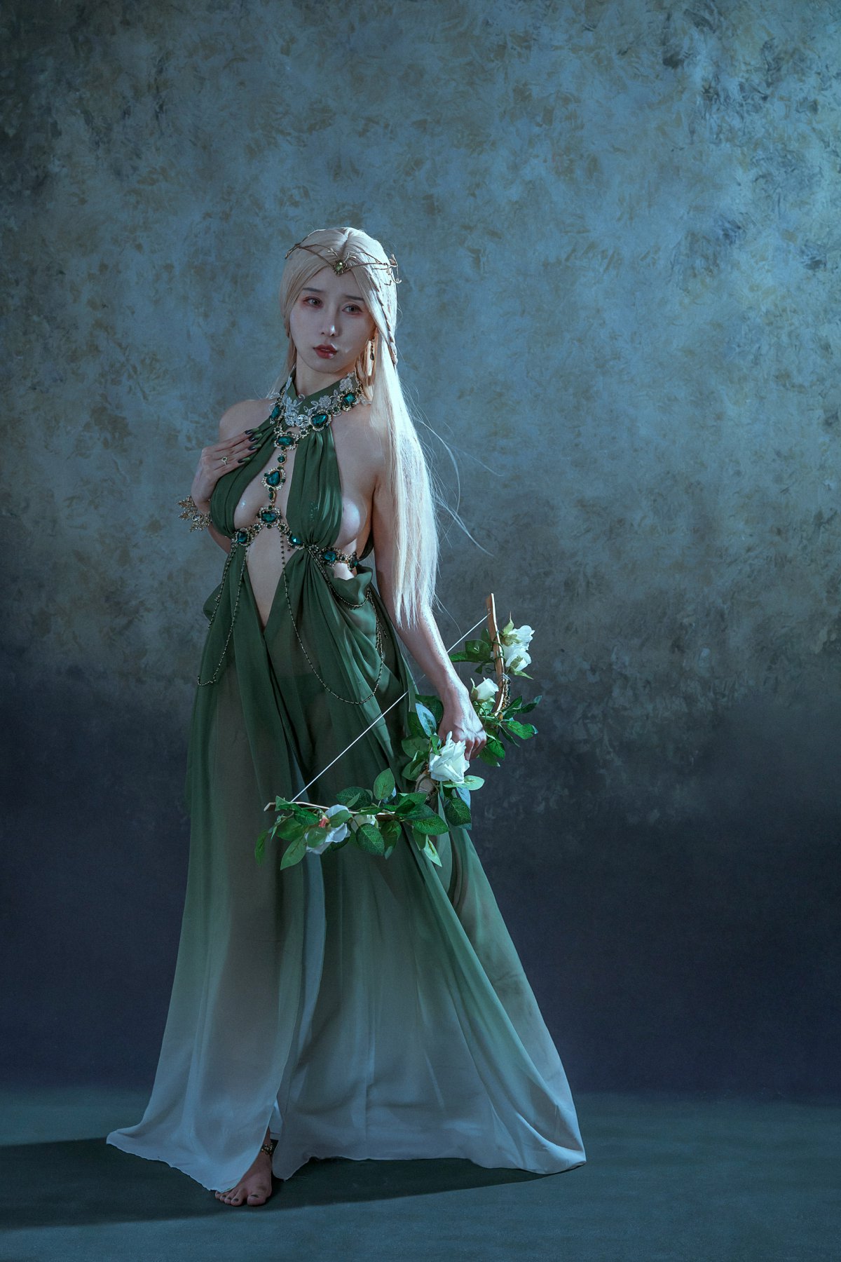 云溪溪 - 奶桃 Malachite孔雀石[40P]