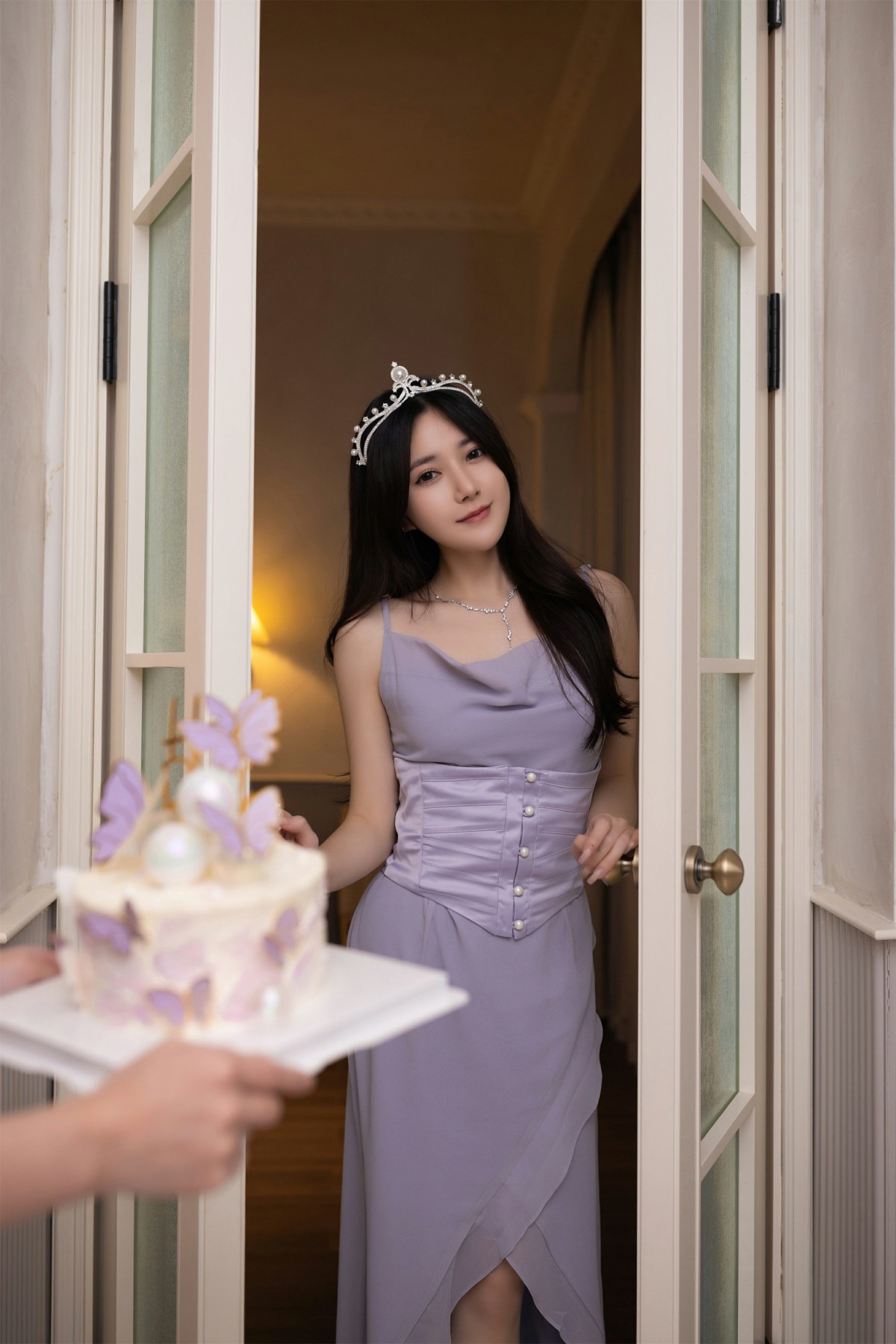 鱼子酱Fish - 内部私购无删减原版写真生日篇[140P]