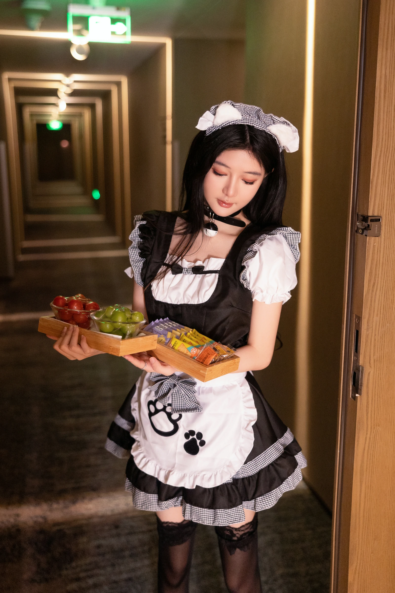 谢小蒽(幼幼) - 内部私购无删减原版写真水果女仆 第2张