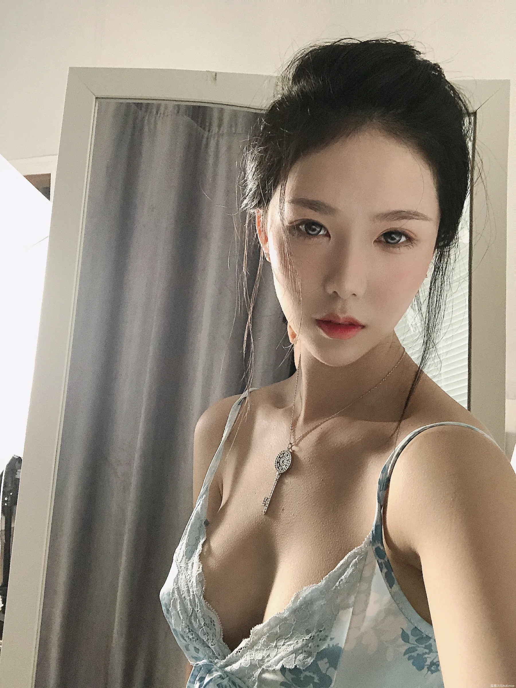 抖娘利世 - 碎花内衣 2.0 第1张