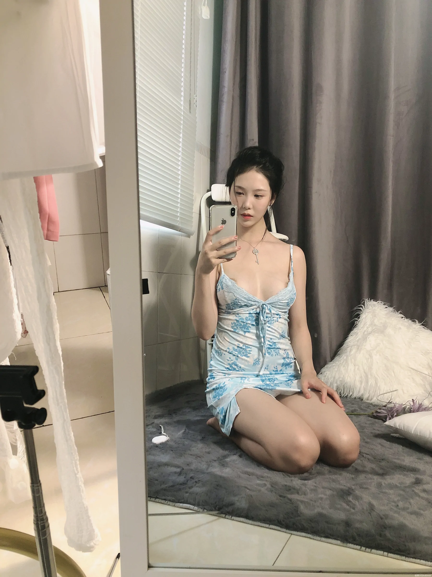 抖娘利世 - 碎花内衣 2.0[14P]