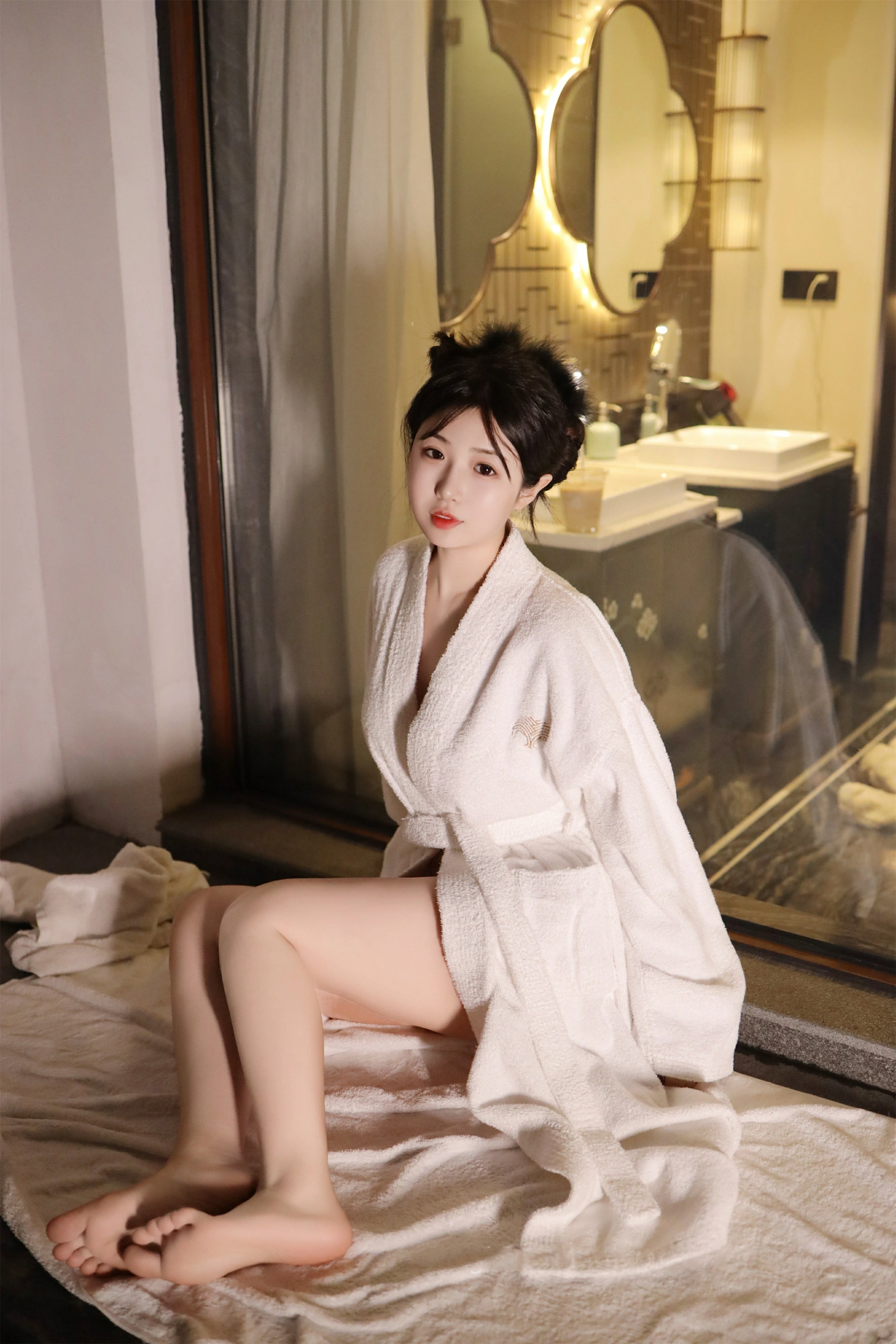 秀人网模特陈小花大尺度作品SPA按摩[71P]
