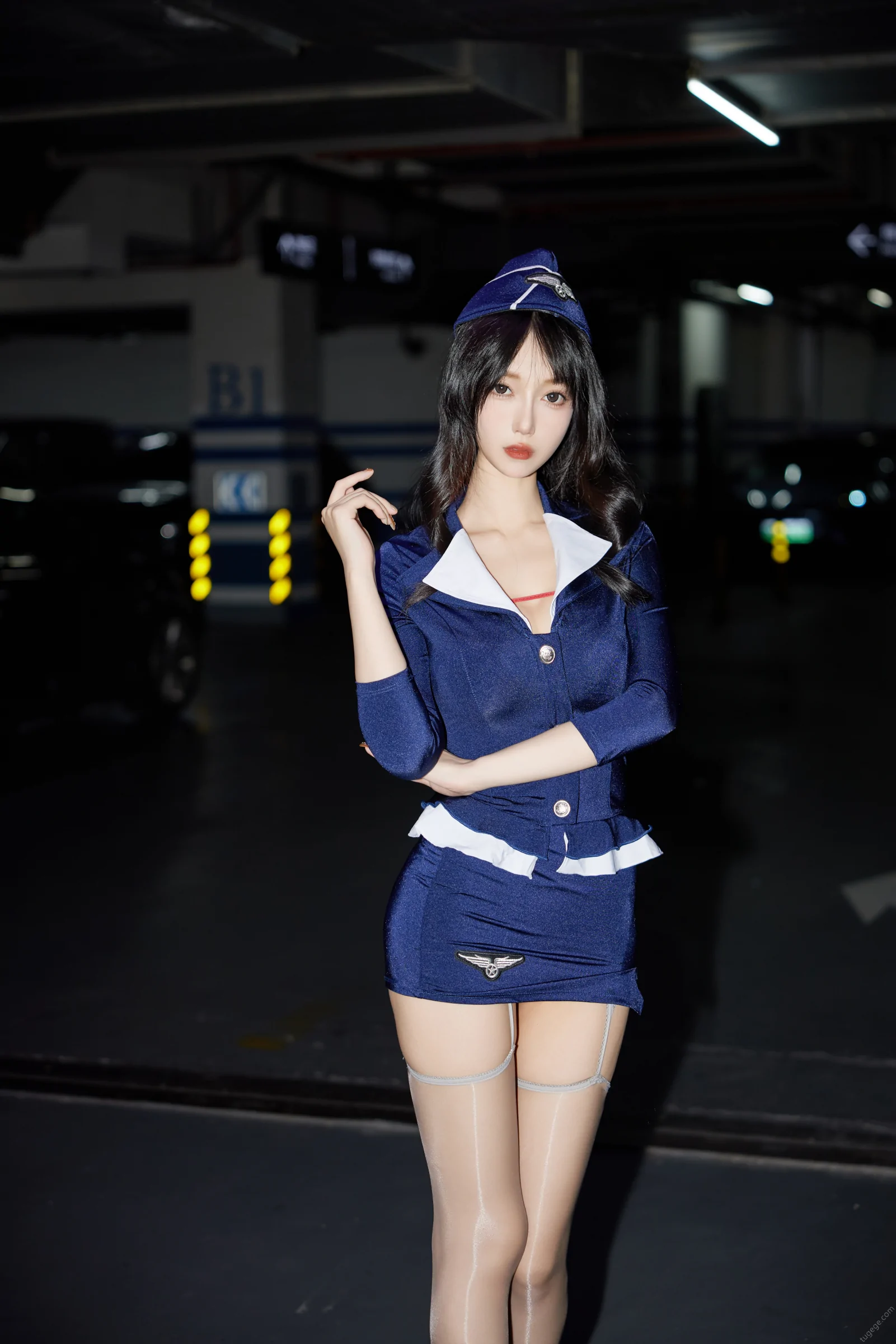 xiuren秀人网福利玥儿玥er大尺度内部私购教官制服 第4张