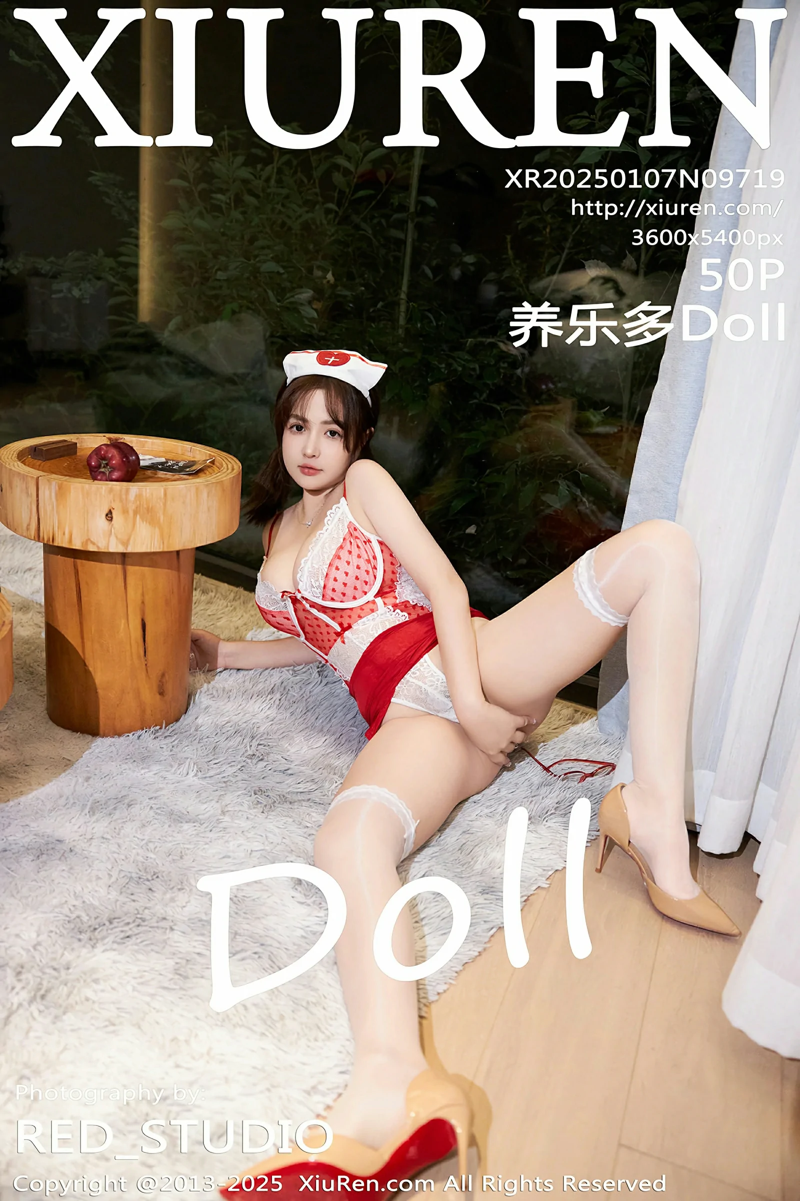 [XiuRen秀人网] 2025.01.07 No.9719 养乐多Doll 第1张