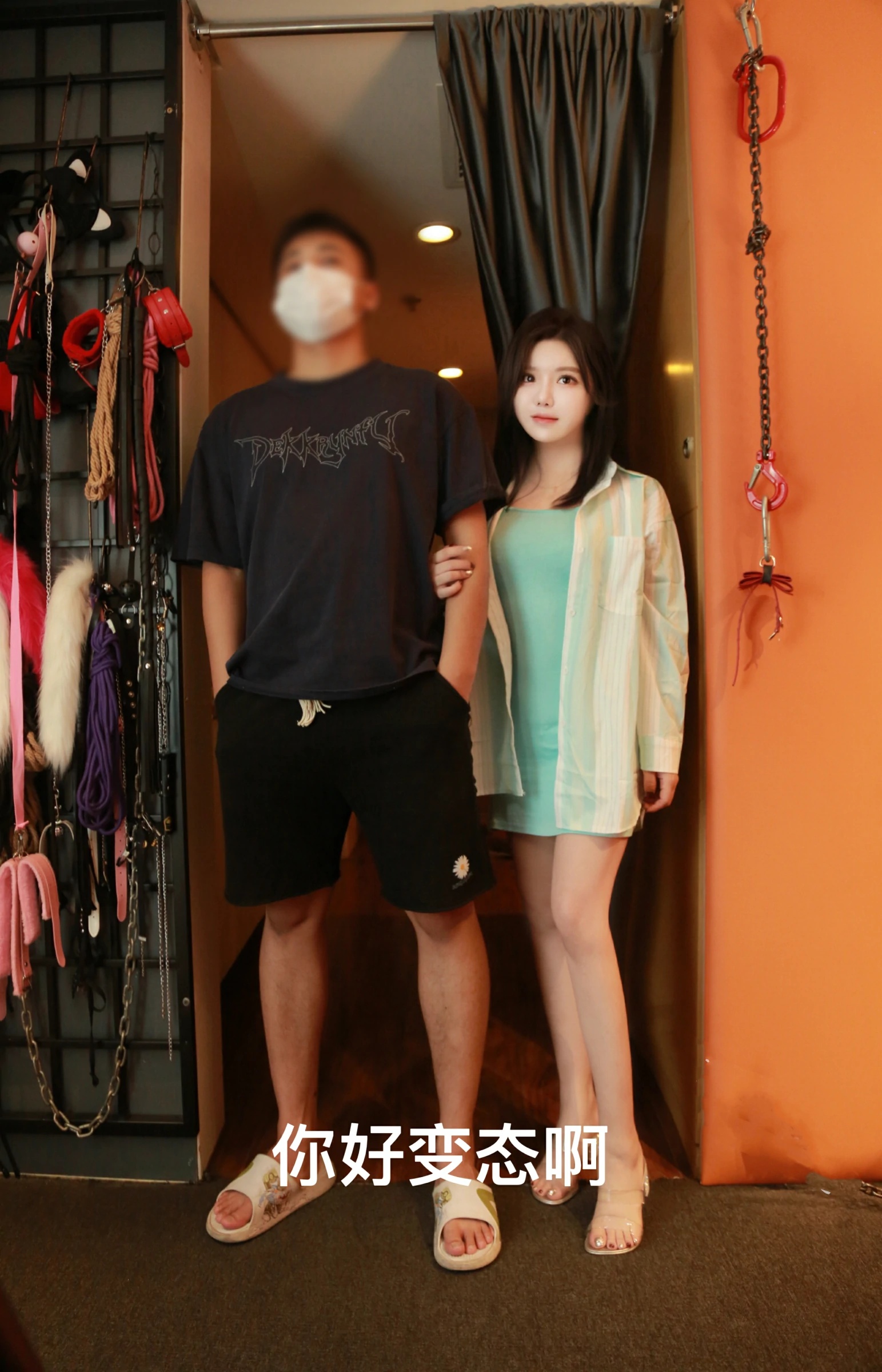 xiuren秀人网福利小薯条nienie大尺度私拍无码流出SM狗笼 第4张