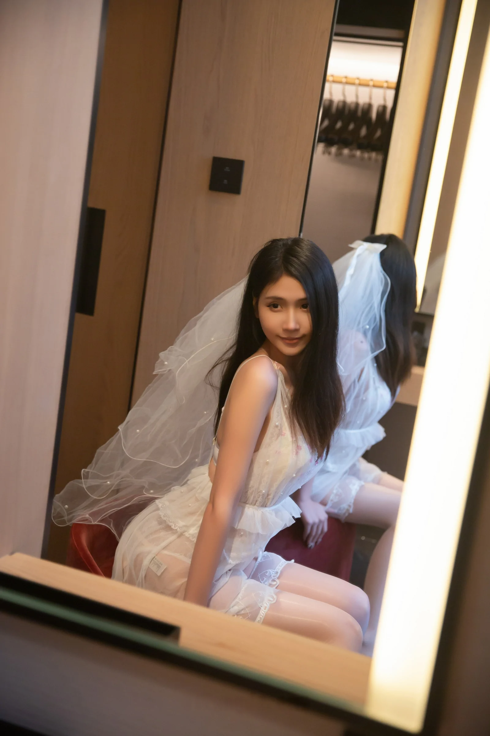 xiuren秀人网福利刘婷婷大尺度私拍无码流出婚纱 第2张