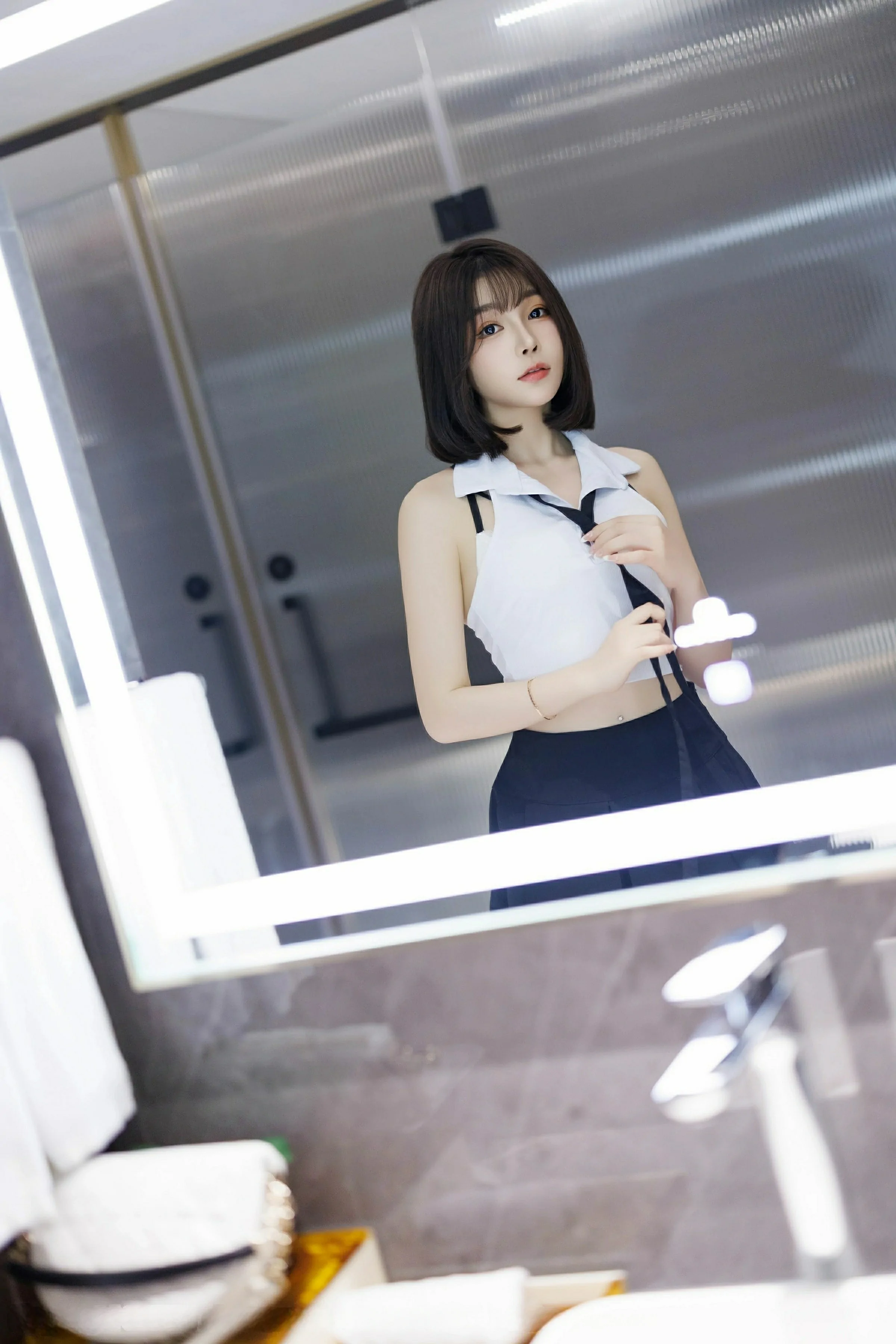 [XiuRen秀人网] 2025.03.20 No.10048 徐莉芝Booty 第2张
