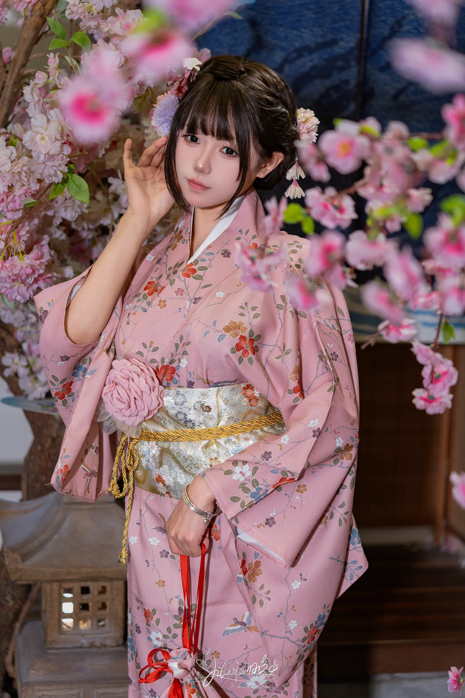 咬一口兔娘 8月作品『温泉の女将』燕无歇 第1张