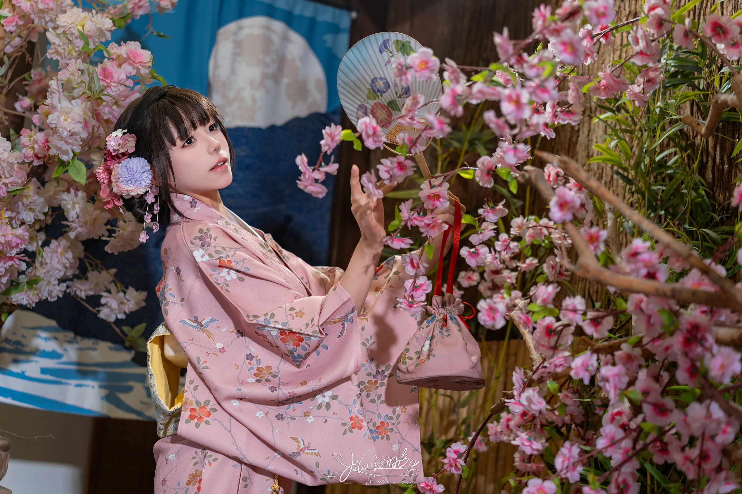 咬一口兔娘 8月作品『温泉の女将』燕无歇 第3张