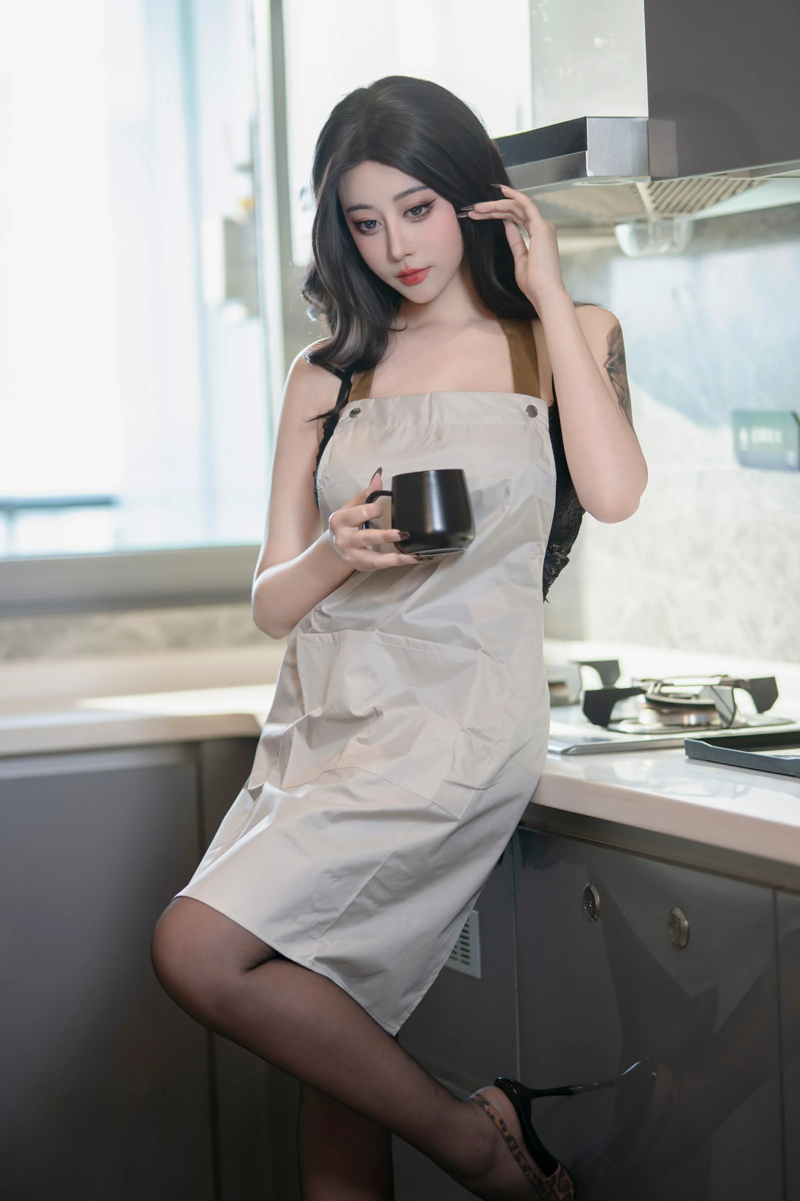 奈汐酱nice 6月最新超美福利 主妇 第3张