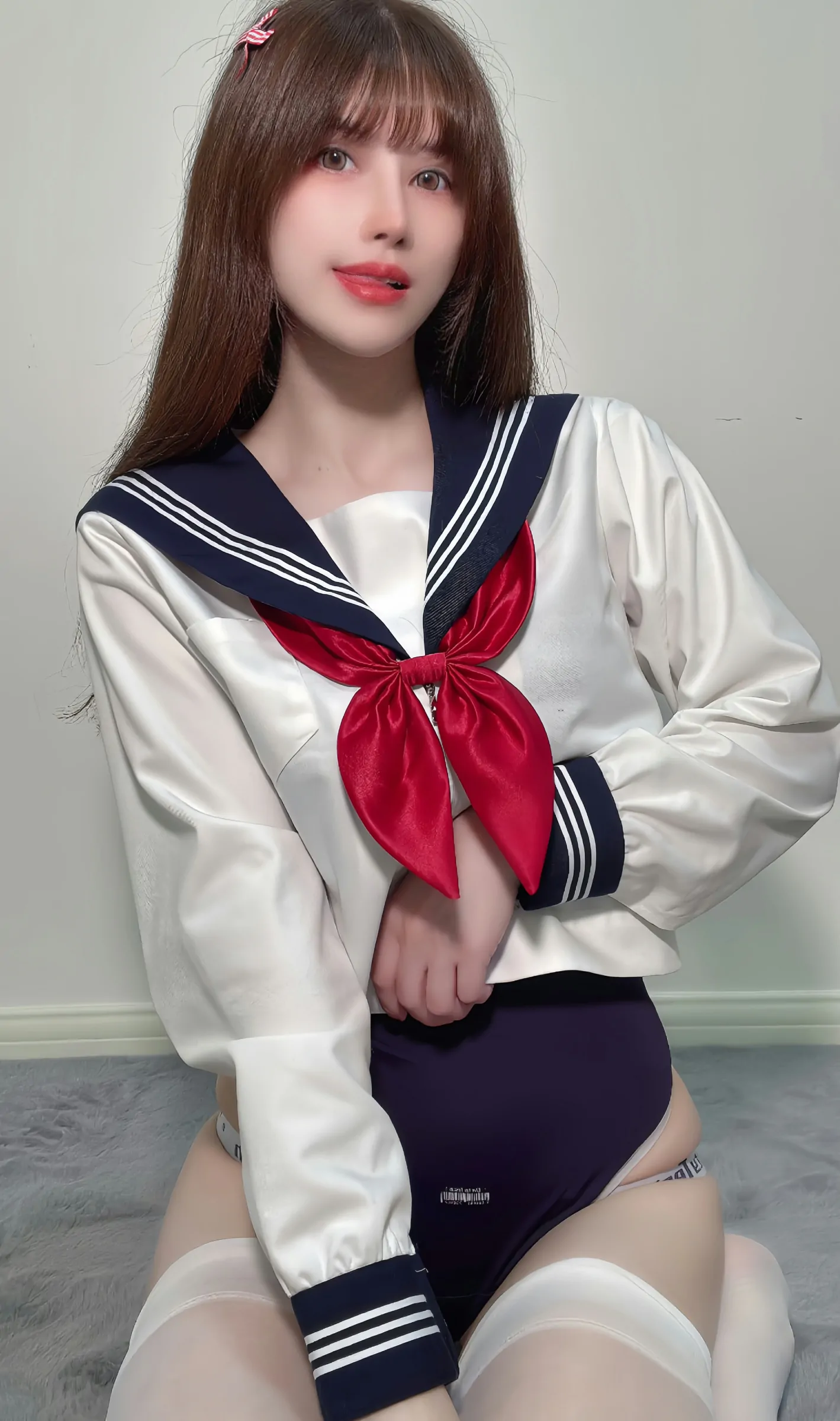 鹿八岁baby - 白丝水手服 第1张