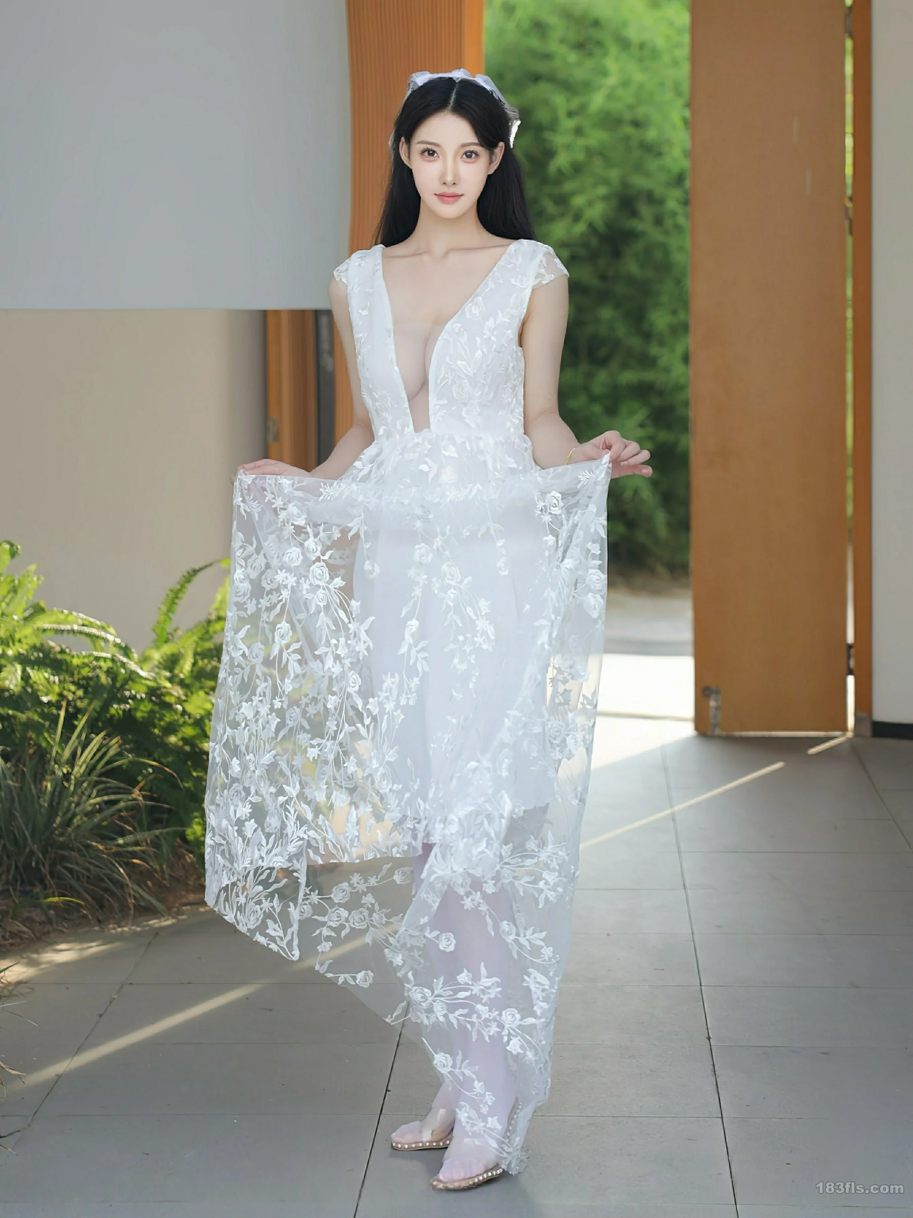 [XIUREN秀人网] 2025.08.18 No.10661 梨霜儿 第3张