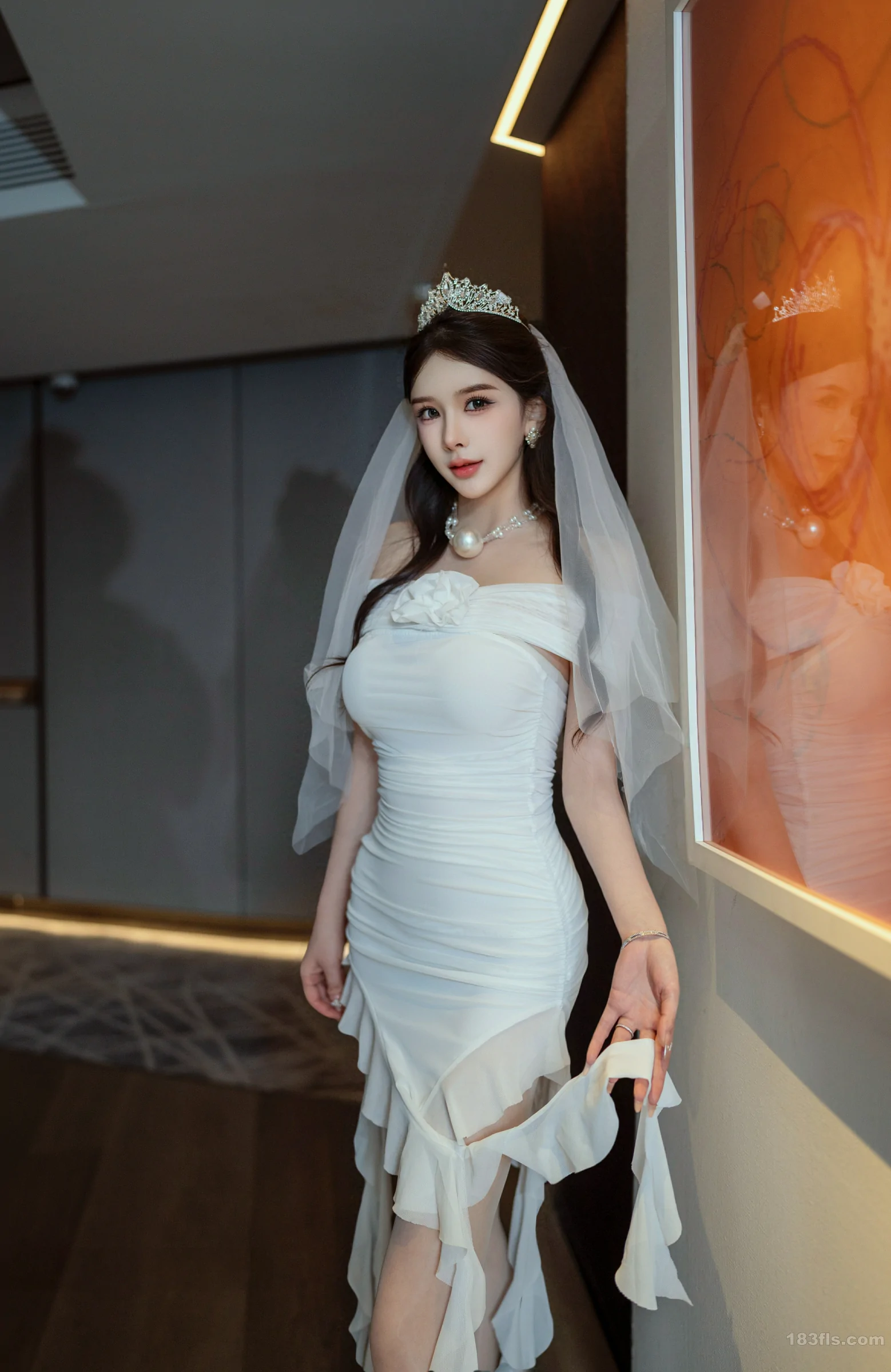 xiuren秀人网福利李丽莎大尺度内购无码流出超大尺度婚纱 第3张