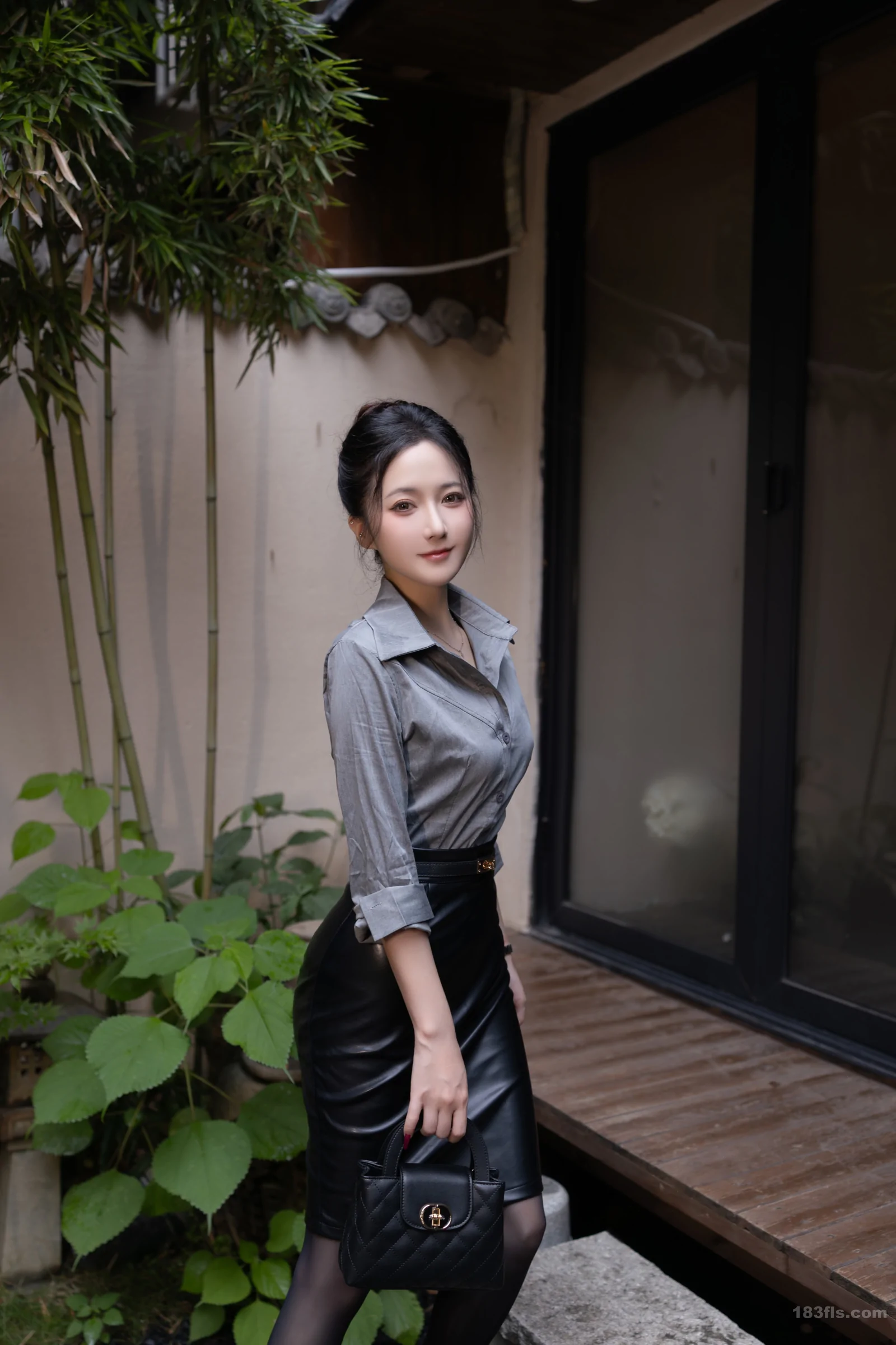 xiuren秀人网福利鱼子酱Fish大尺度内购无码流出按摩 第2张