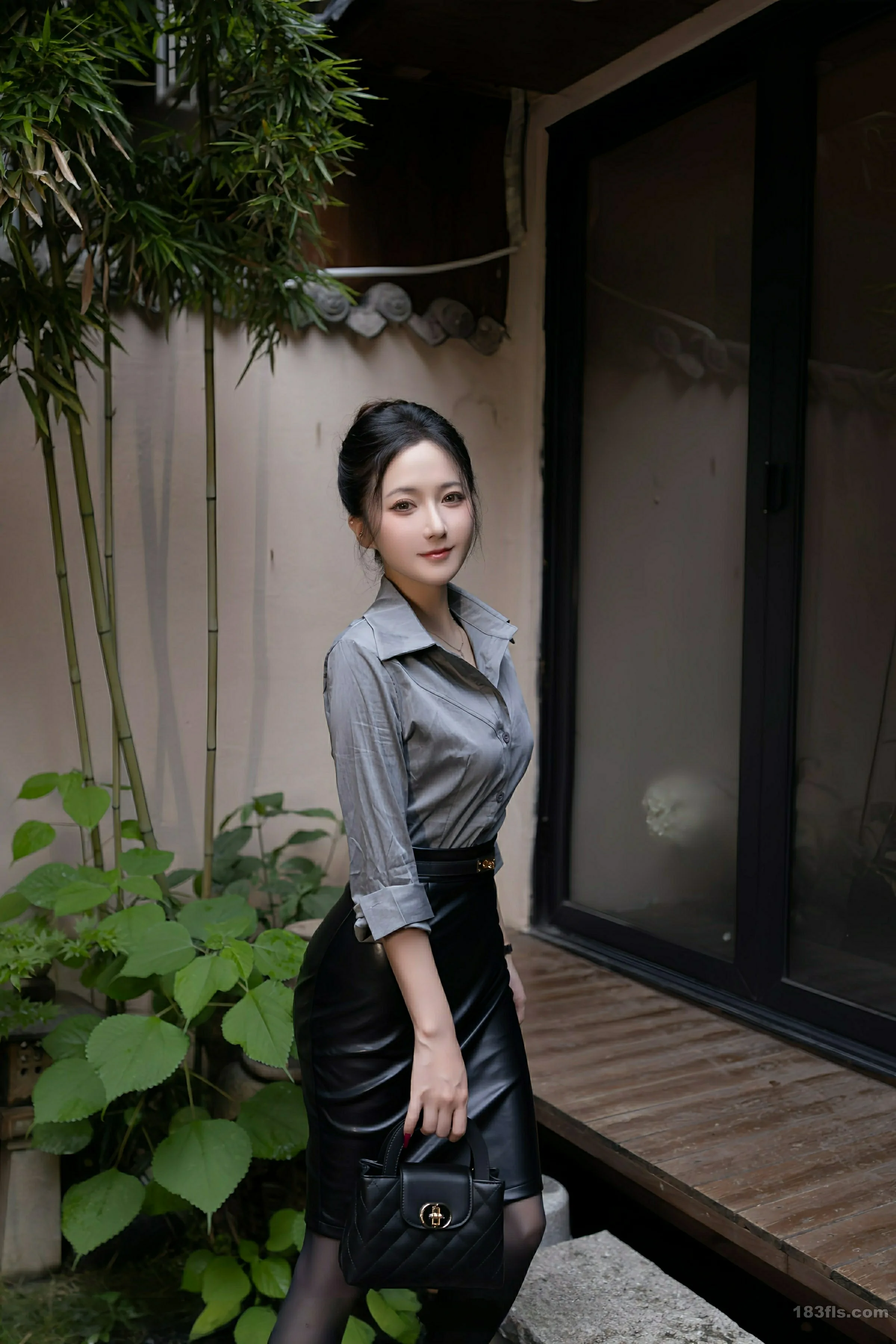 [XIUREN秀人网] 2025.08.08 No.10635 鱼子酱Fish 第3张