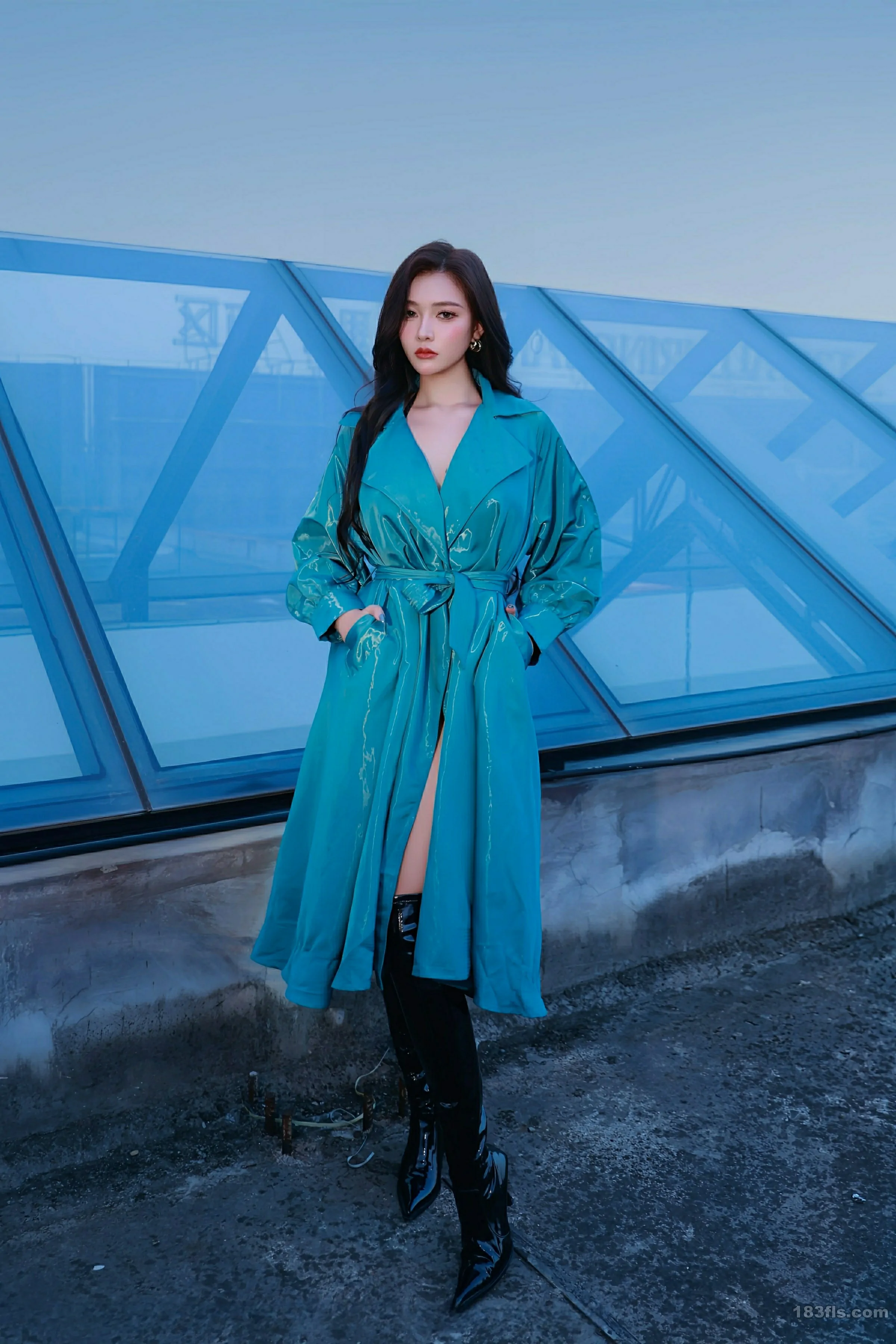 [XIUREN秀人网] 2025.09.17 No.10776 娜比 第4张