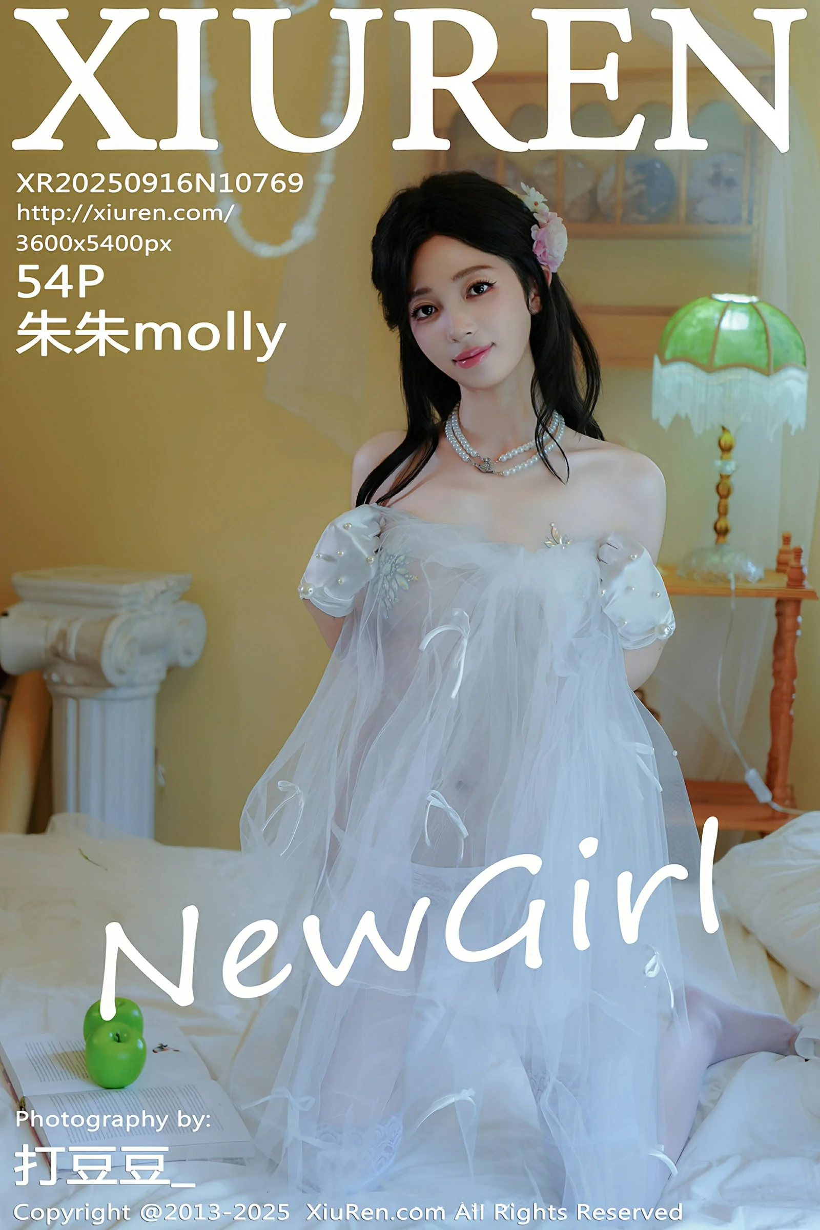 [XIUREN秀人网] 2025.09.16 No.10769 朱朱molly 第1张
