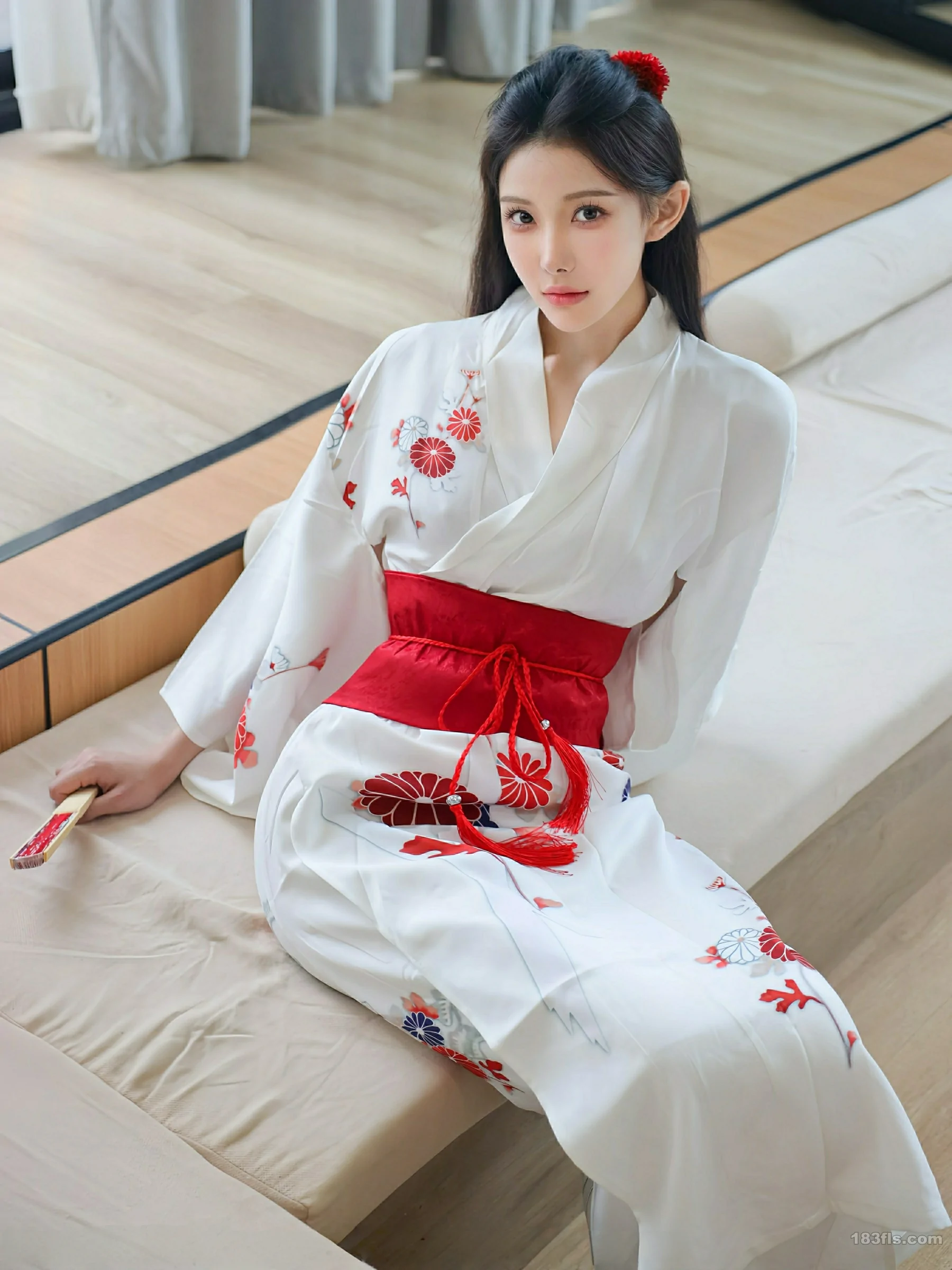 [XIUREN秀人网] 2025.09.15 No.10767 梨霜儿 第3张