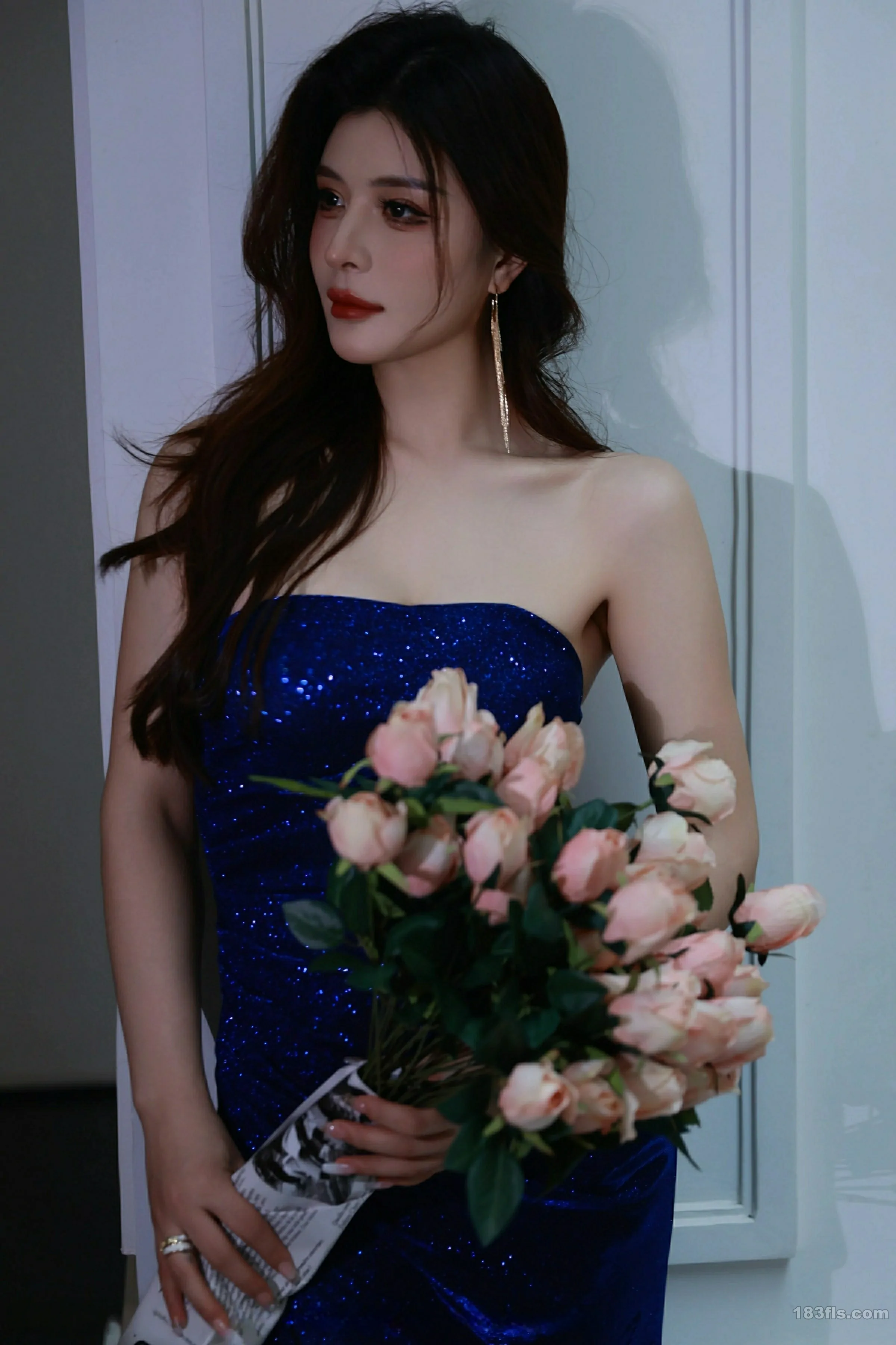 [XIUREN秀人网] 2025.09.08 No.10740 阿依莎 第2张