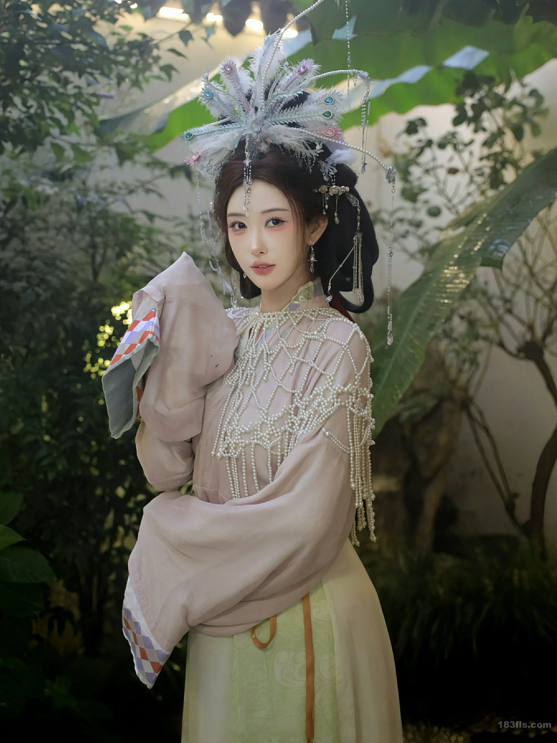 [XIUREN秀人网] 2025.09.05 No.10736 金允希Yuki 第4张