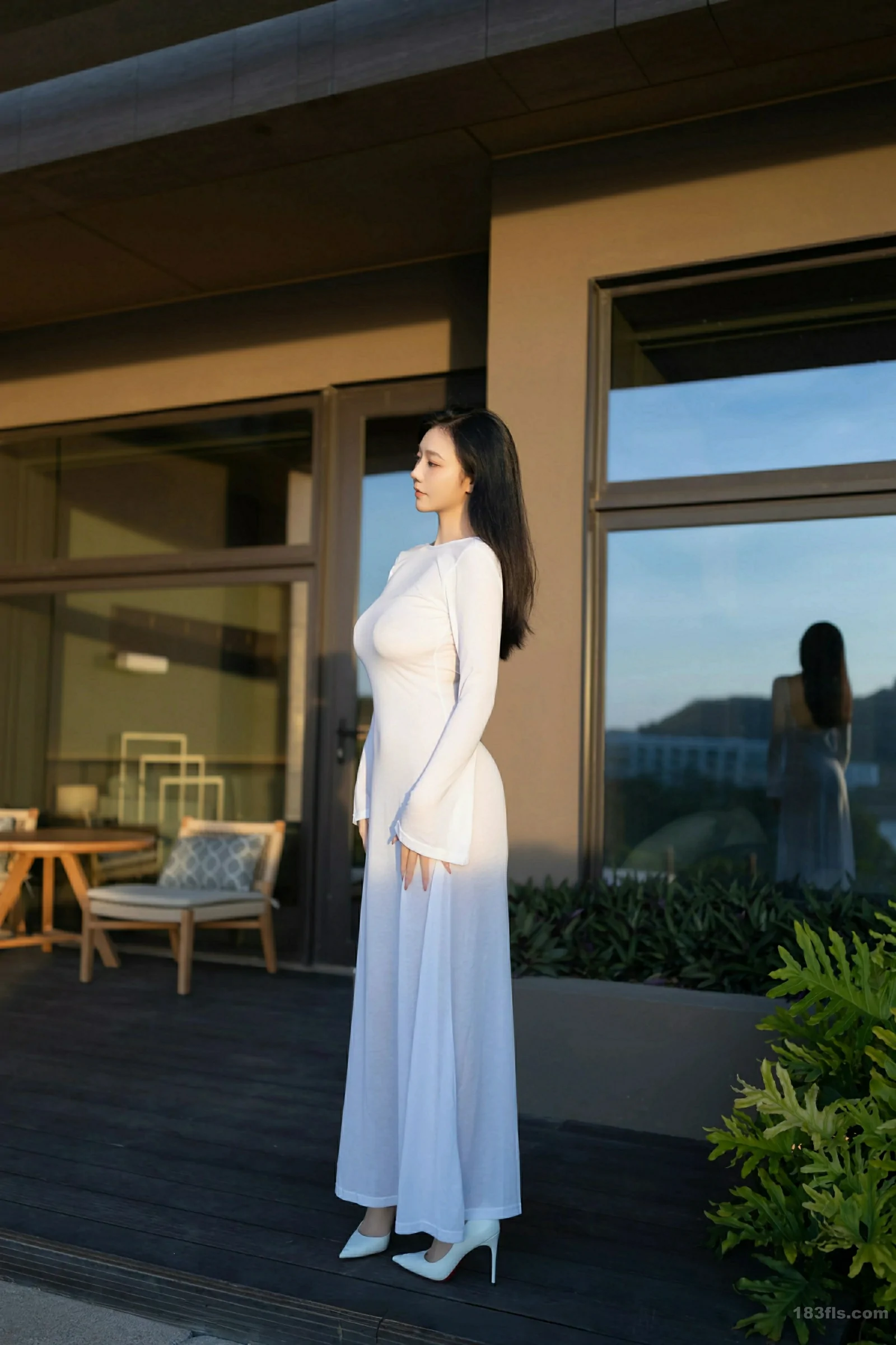 [XIUREN秀人网] 2025.09.09 No.10747 安然anran 第2张