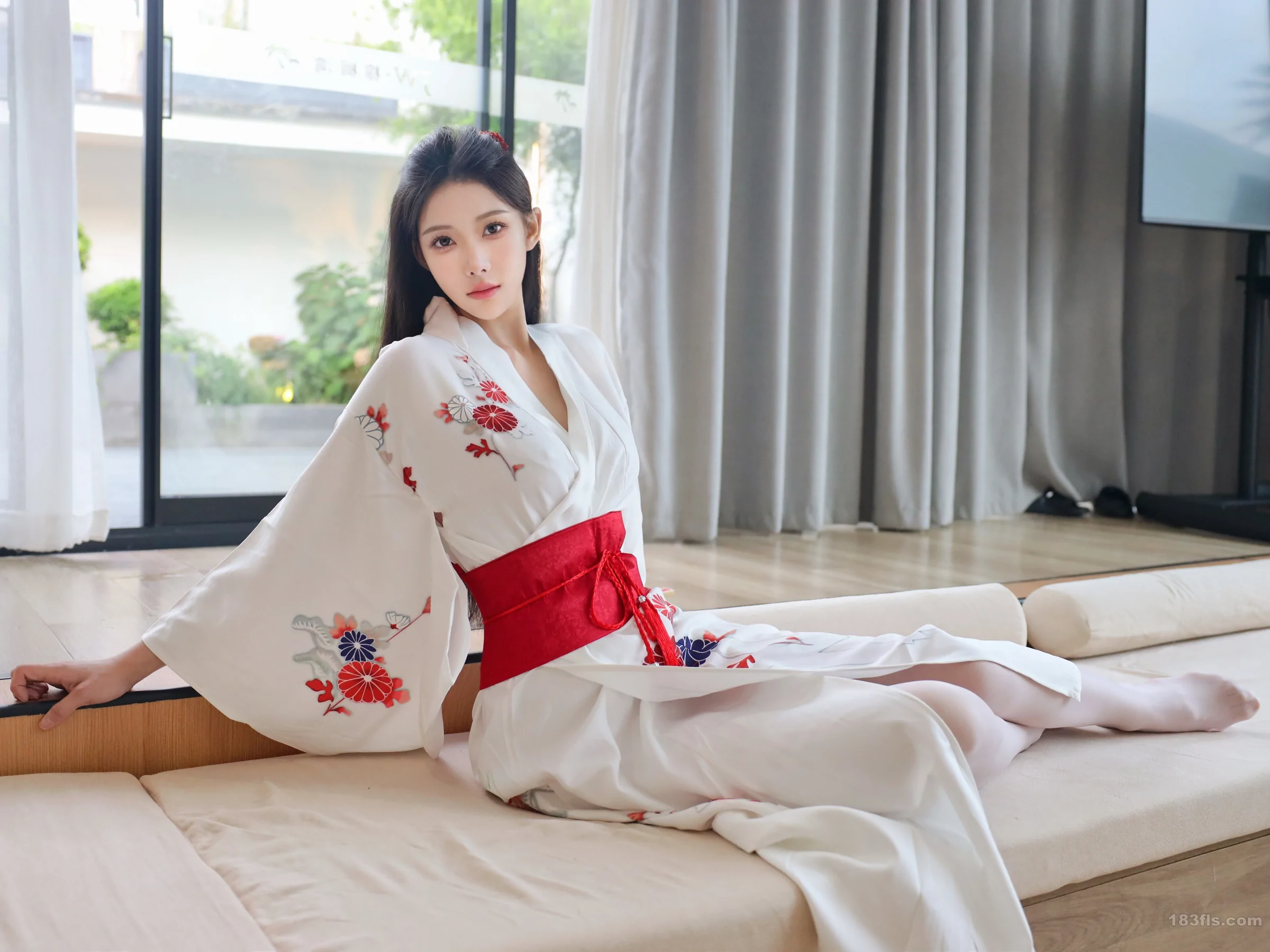 xiuren秀人网福利梨霜儿大尺度内购无码流出潘金莲 第4张