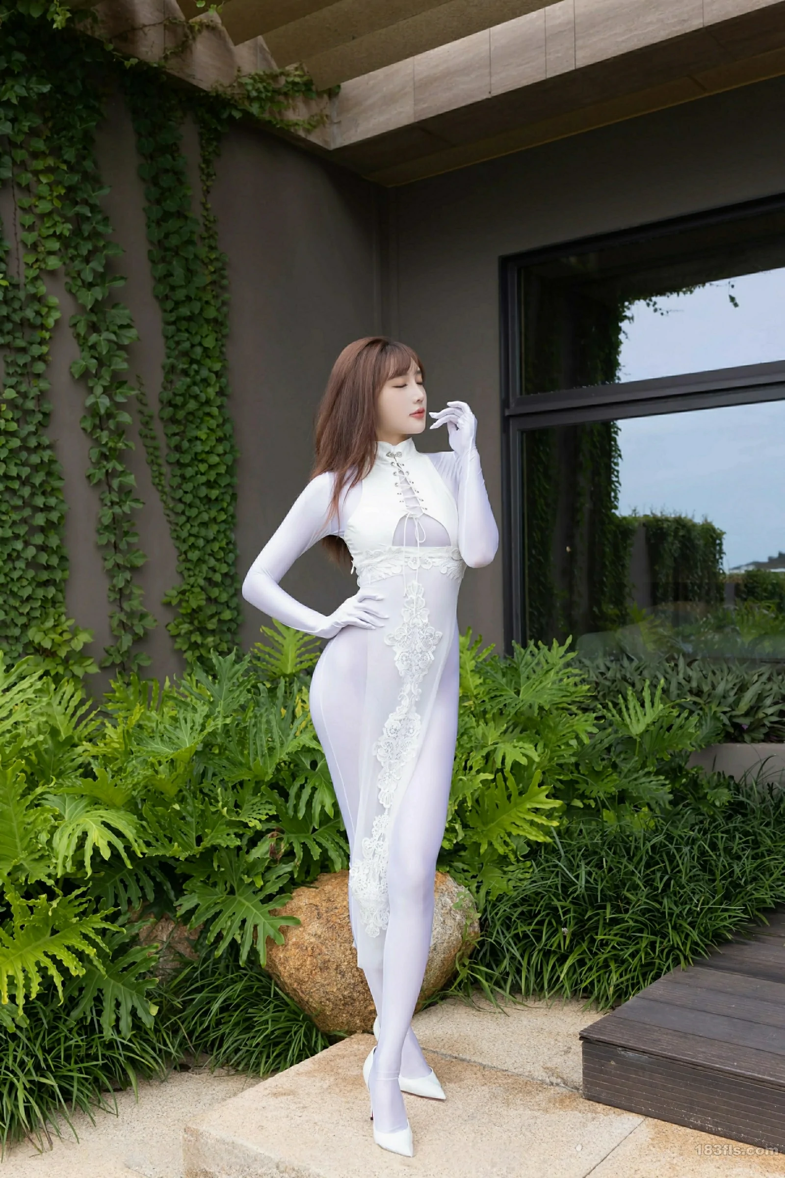 [XIUREN秀人网] 2025.08.28 No.10704 陆萱萱 第3张