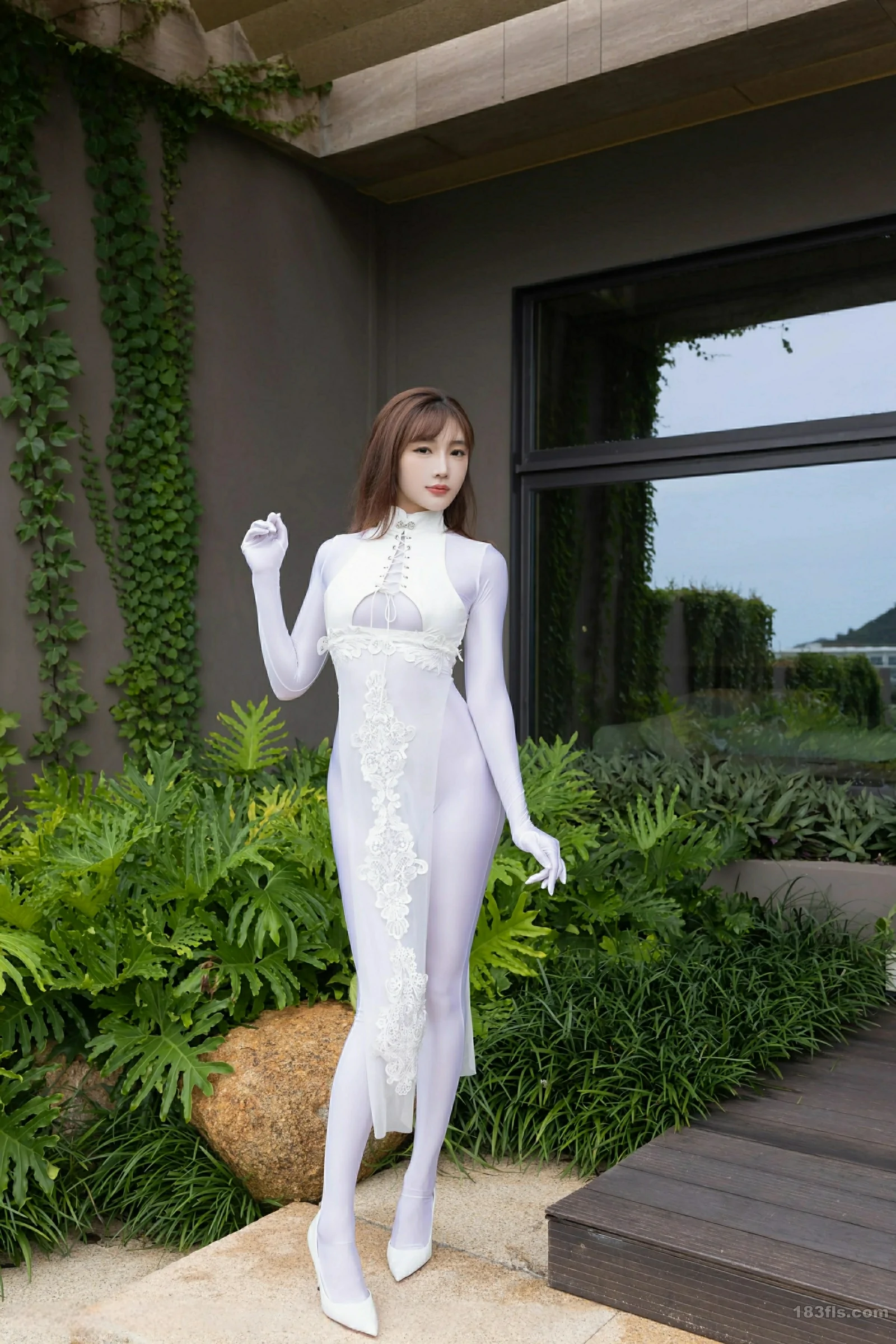 [XIUREN秀人网] 2025.08.28 No.10704 陆萱萱 第4张