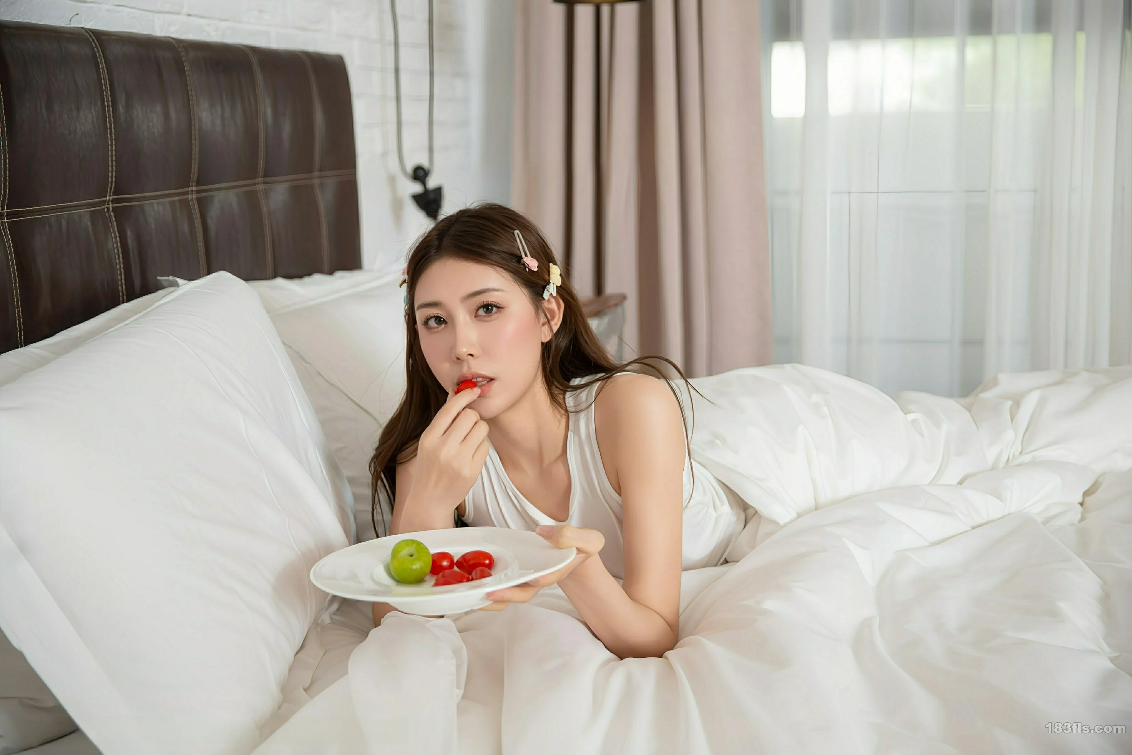 [XIUREN秀人网] 2025.08.22 No.10679 悦兮 第2张