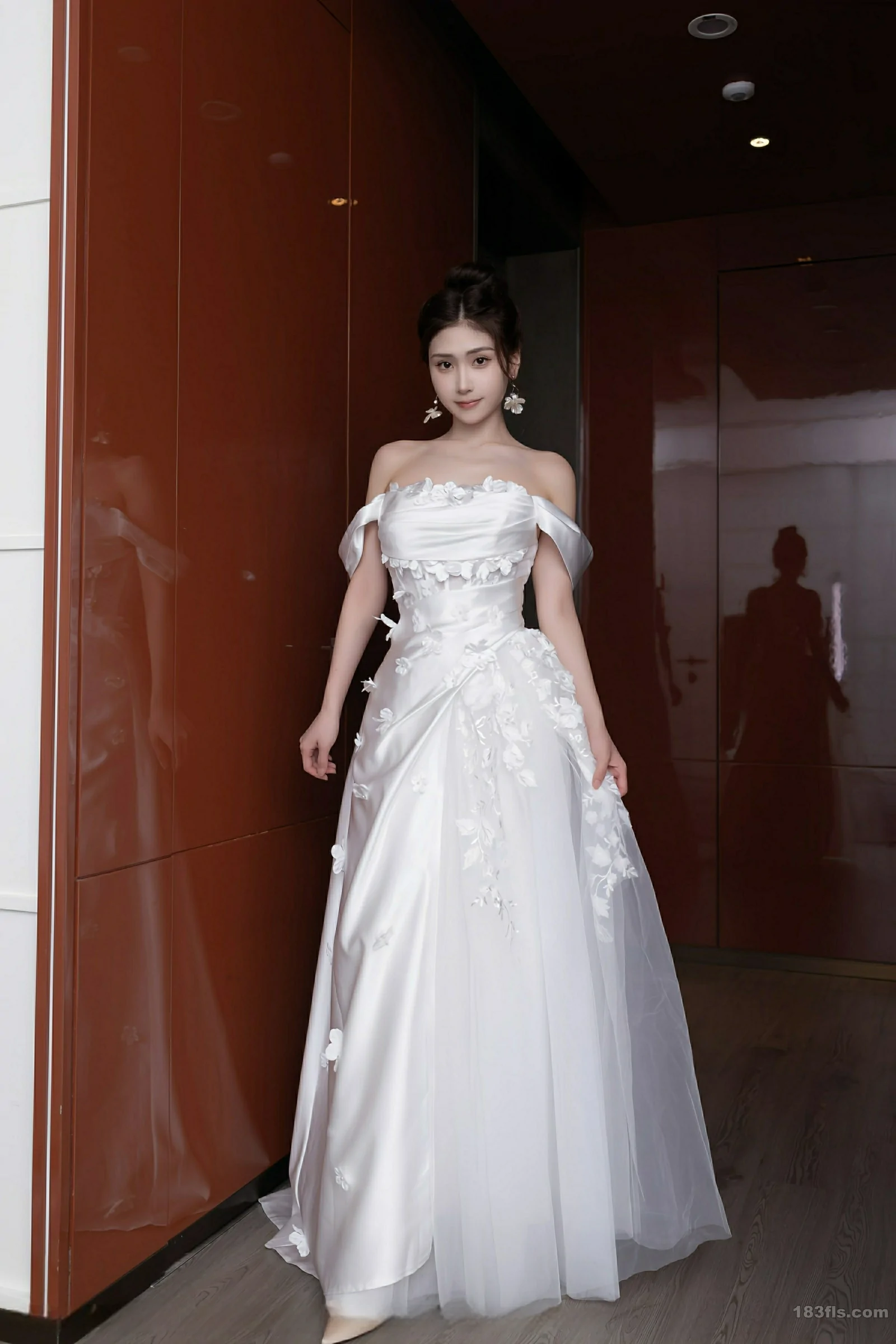 [XIUREN秀人网] 2025.09.26 No.10814 刘婷婷 第2张