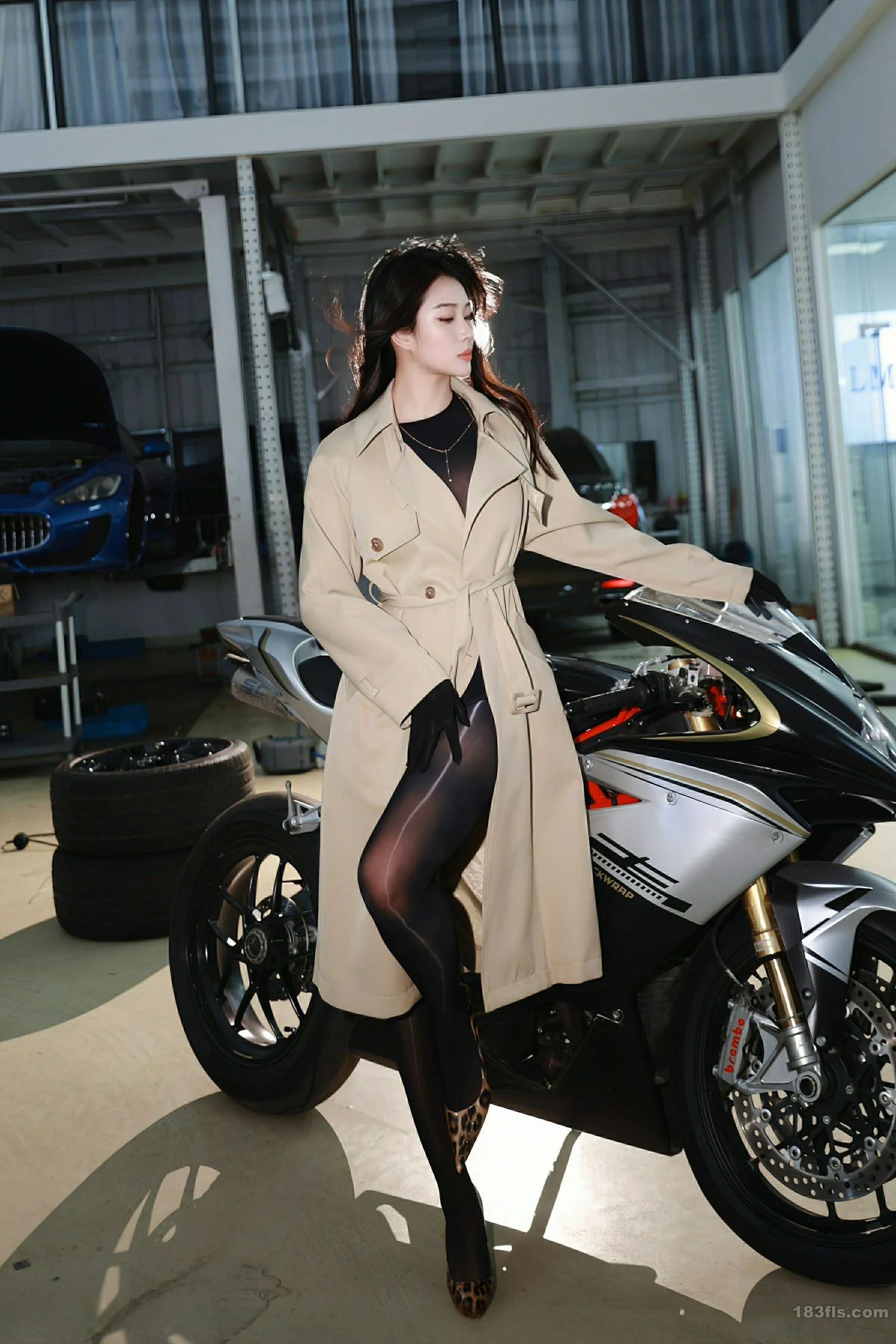 [XIUREN秀人网] 2025.09.19 No.10788 南乔 第2张