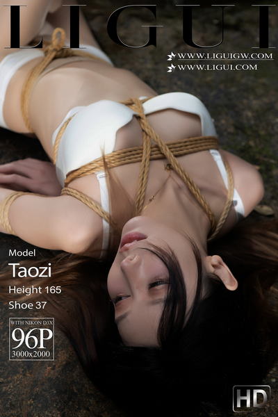 [Ligui丽柜] 2025.04.11《和风缚影》兔子 Tuzi[96P]