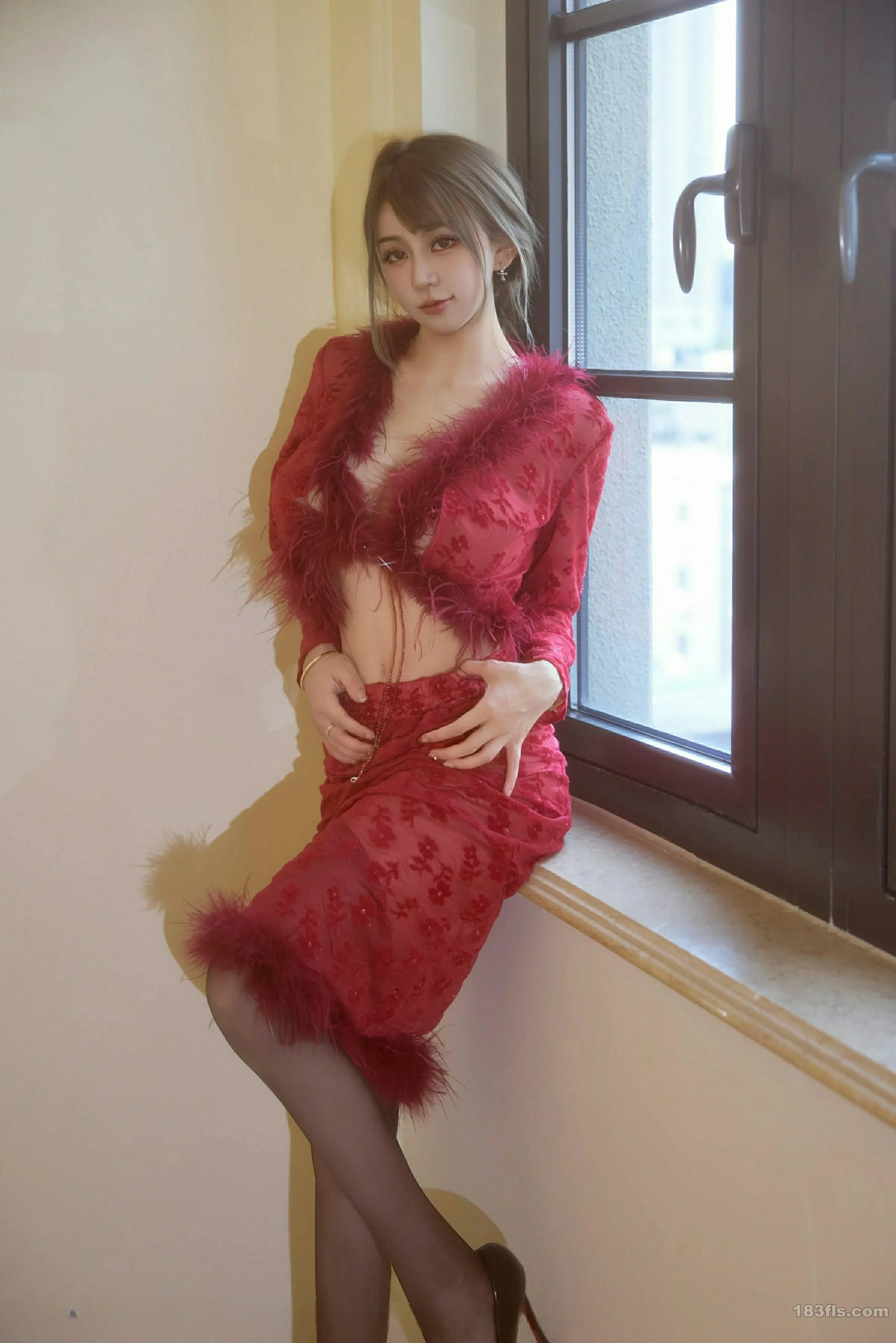 [XIUREN秀人网] 2025.10.10 No.10848 Zoe柚柚 第4张