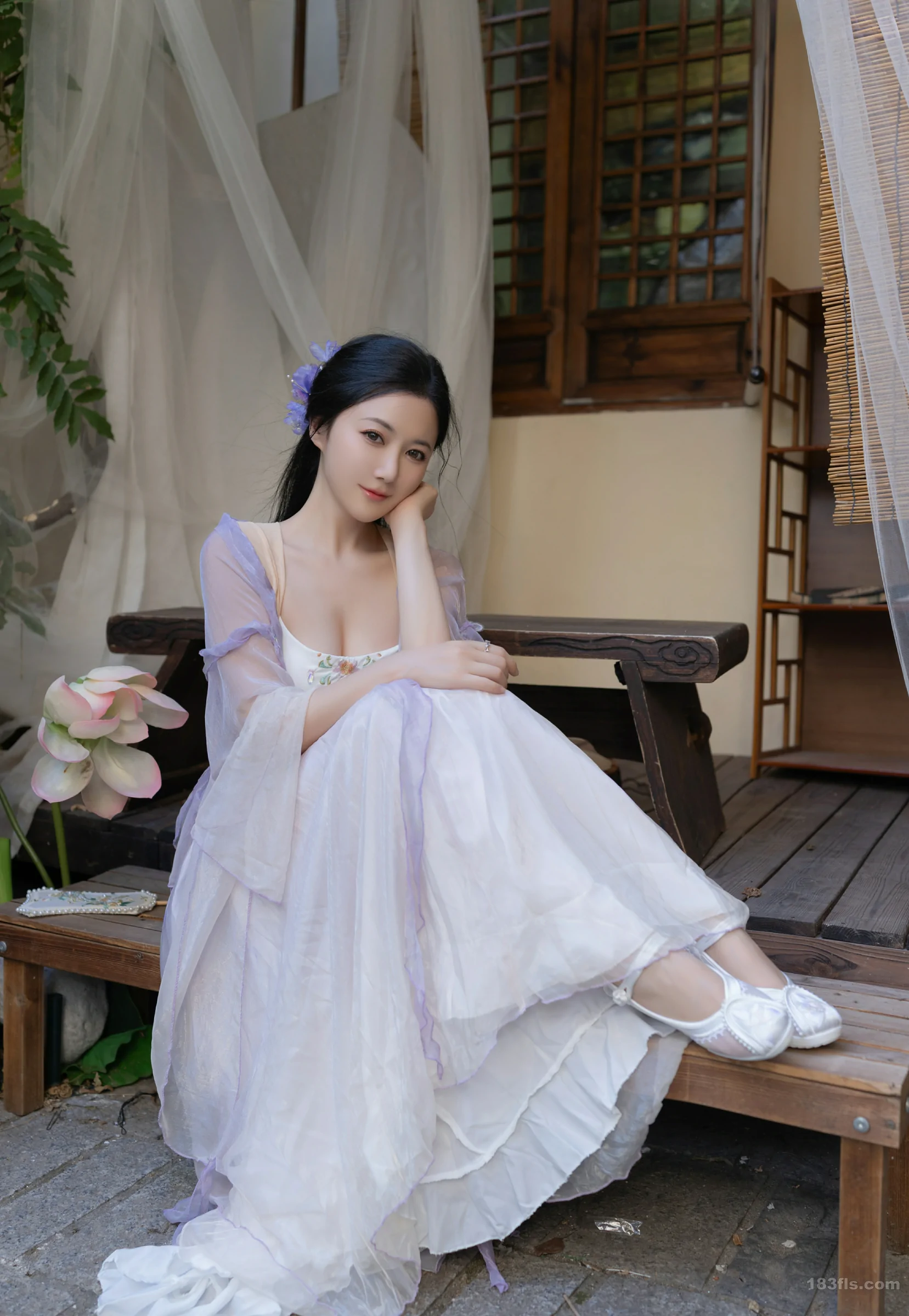 xiuren秀人网福利鱼子酱Fish大尺度内购无码流出蝴蝶 第4张